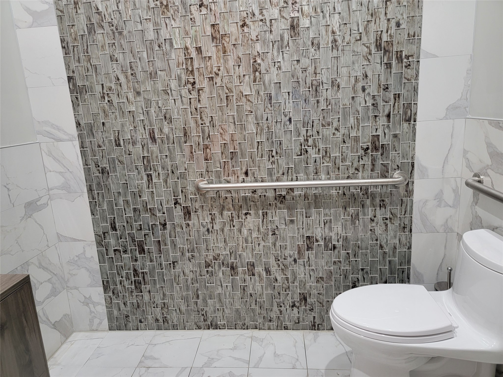 981 State Highway 121 A140