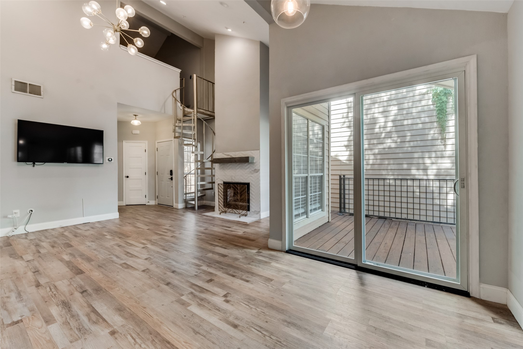 5565 Preston Oaks Road 110