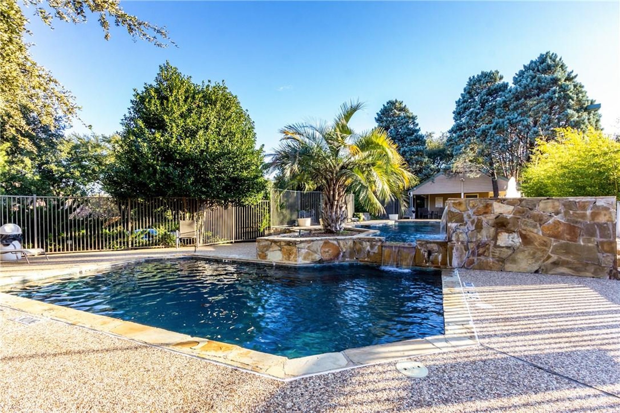 5565 Preston Oaks Road 110