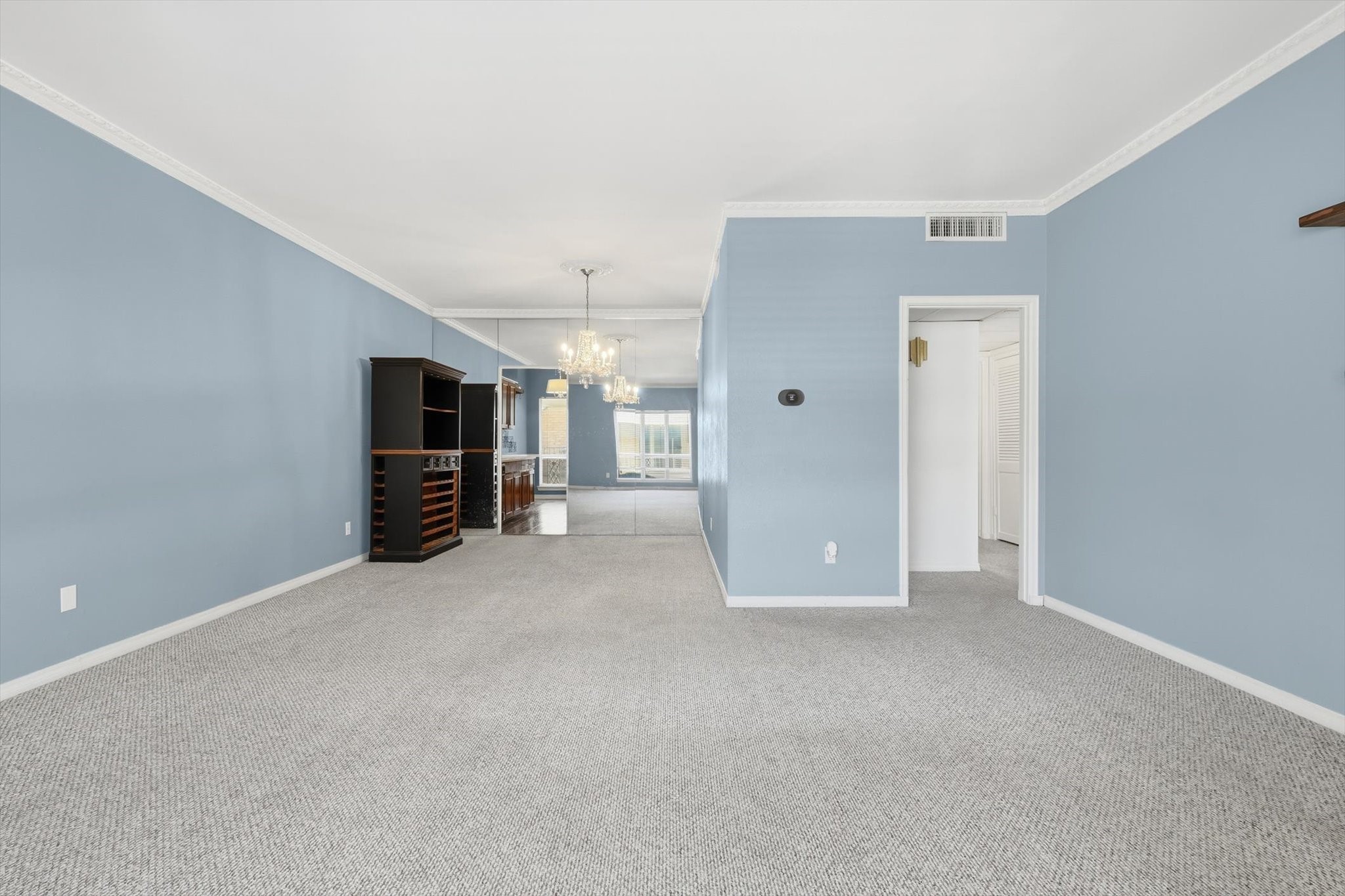 4320 Bellaire Drive S 240W