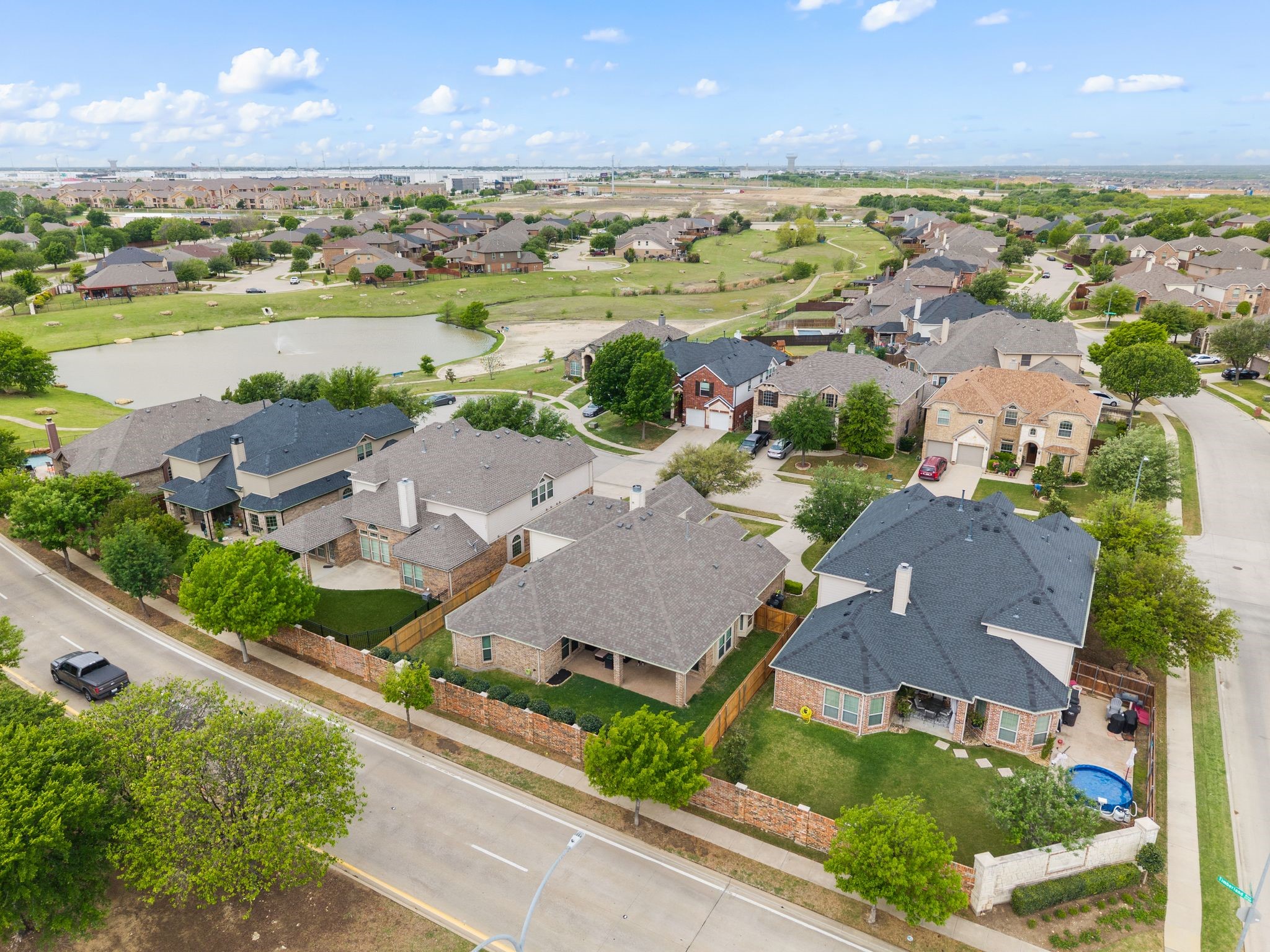 11712 Wolfcreek Lane