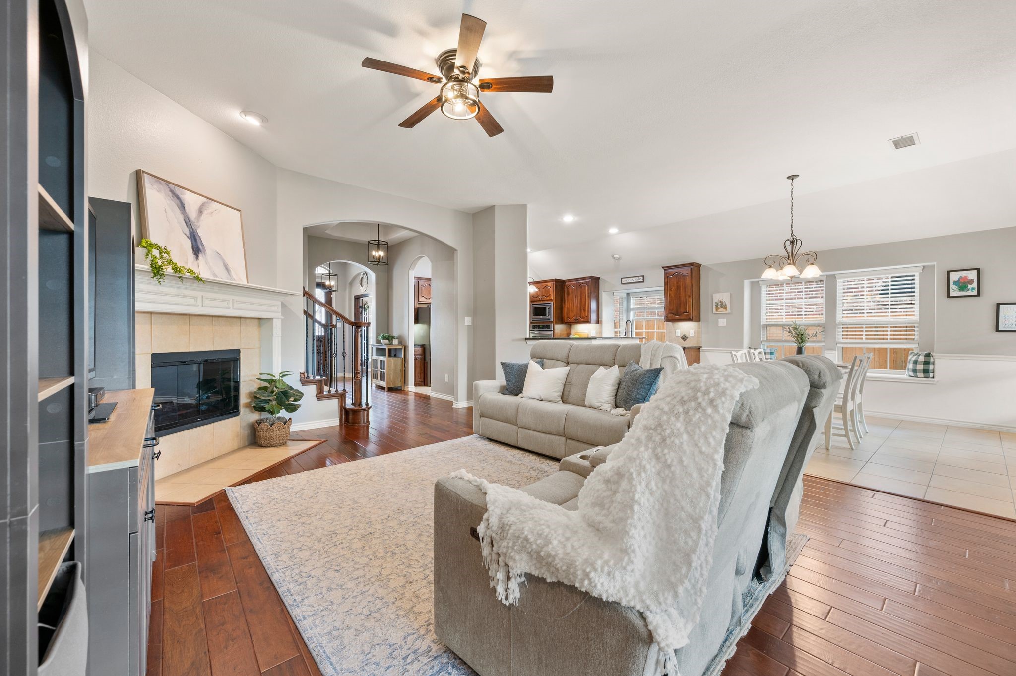 11712 Wolfcreek Lane