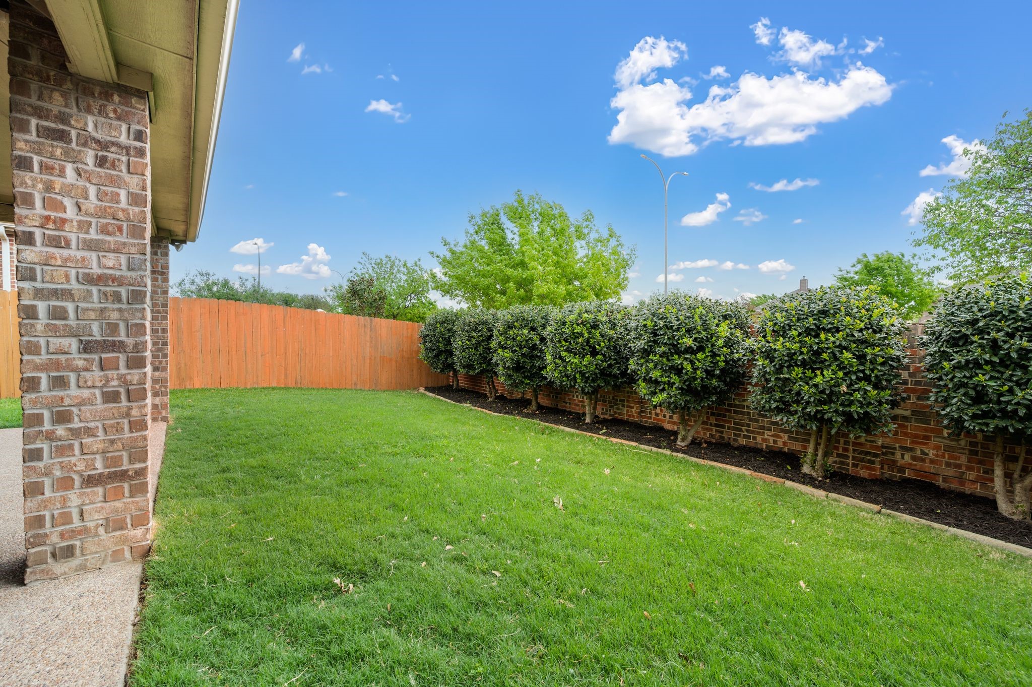 11712 Wolfcreek Lane