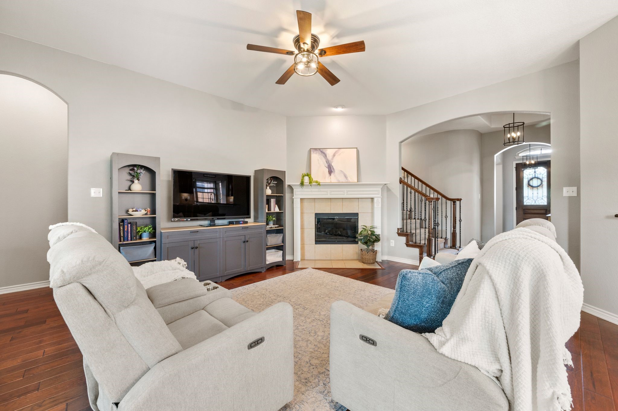 11712 Wolfcreek Lane