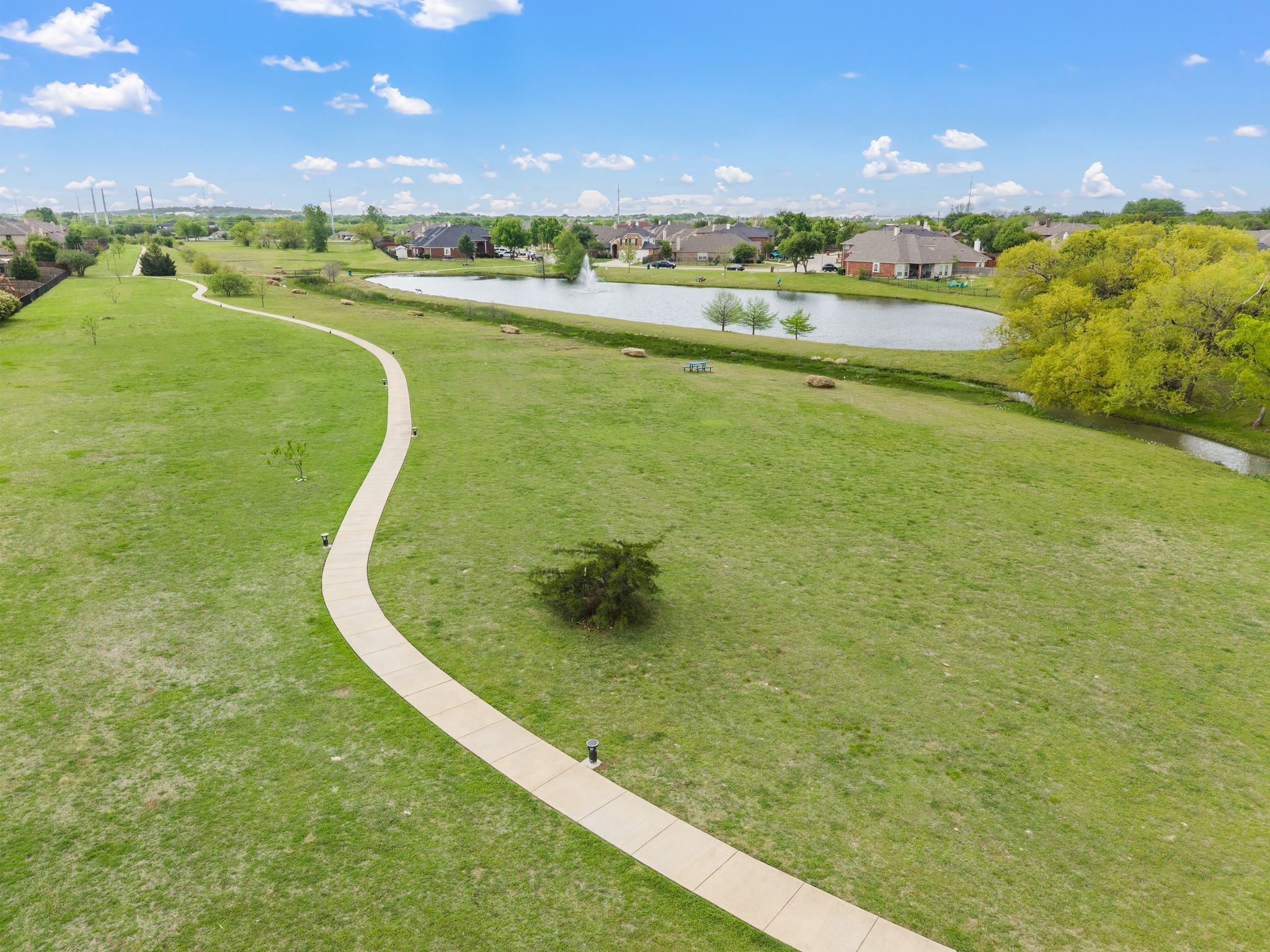 11712 Wolfcreek Lane
