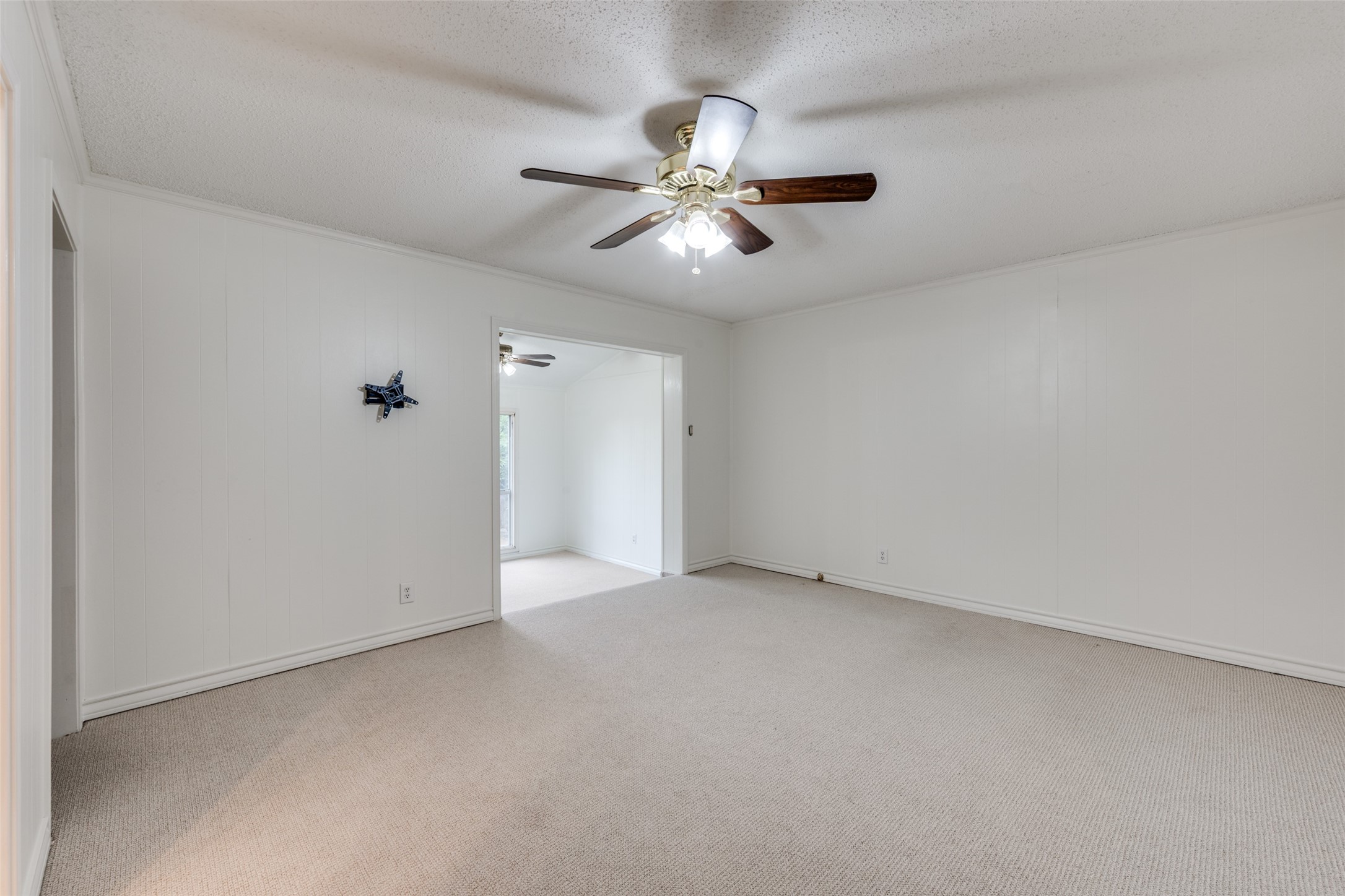 2705 Black Oak Lane