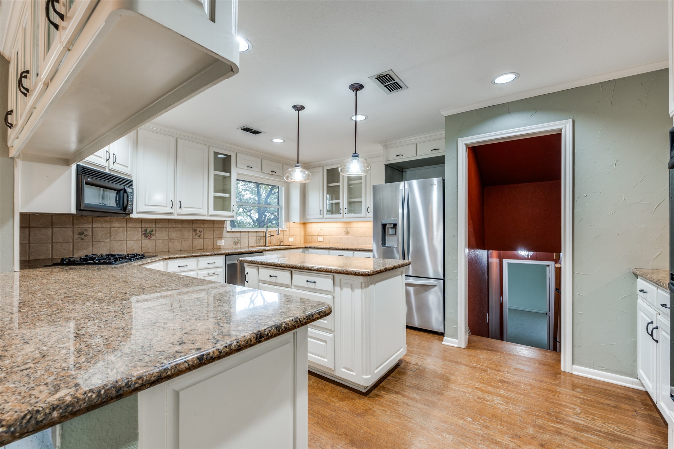 2705 Black Oak Lane