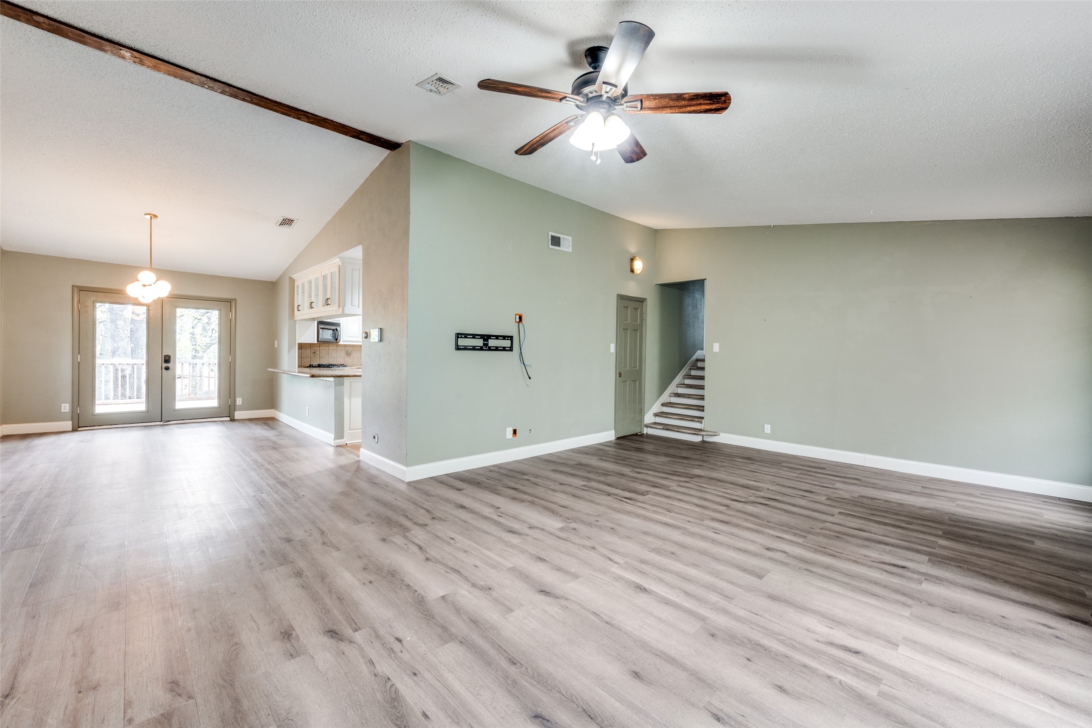 2705 Black Oak Lane
