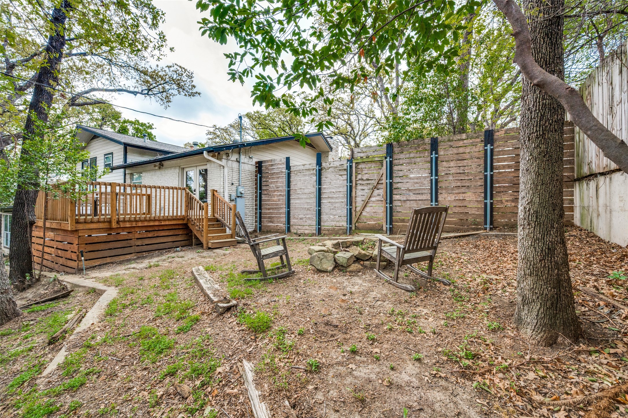 2705 Black Oak Lane