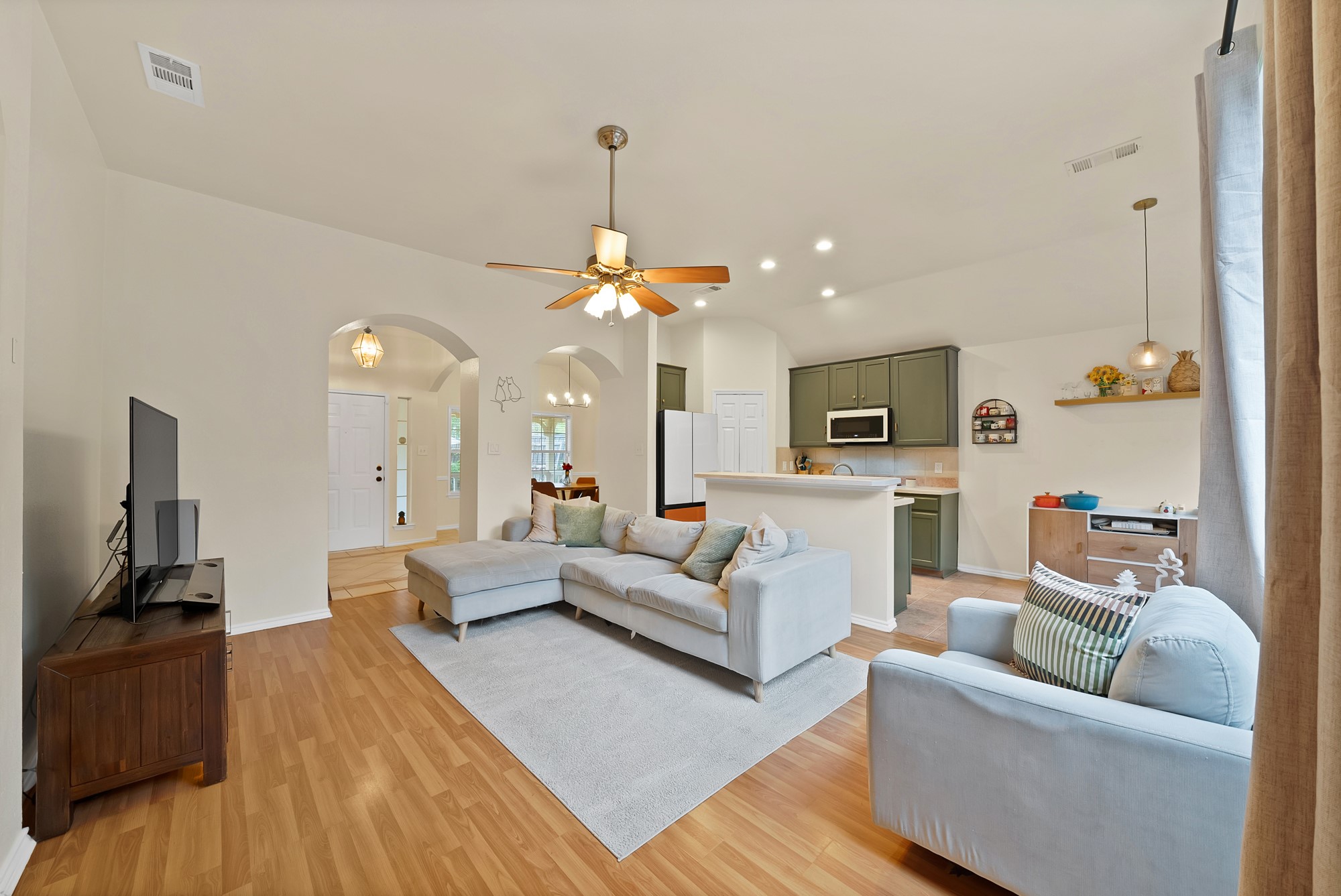 1905 Piney Creek Boulevard