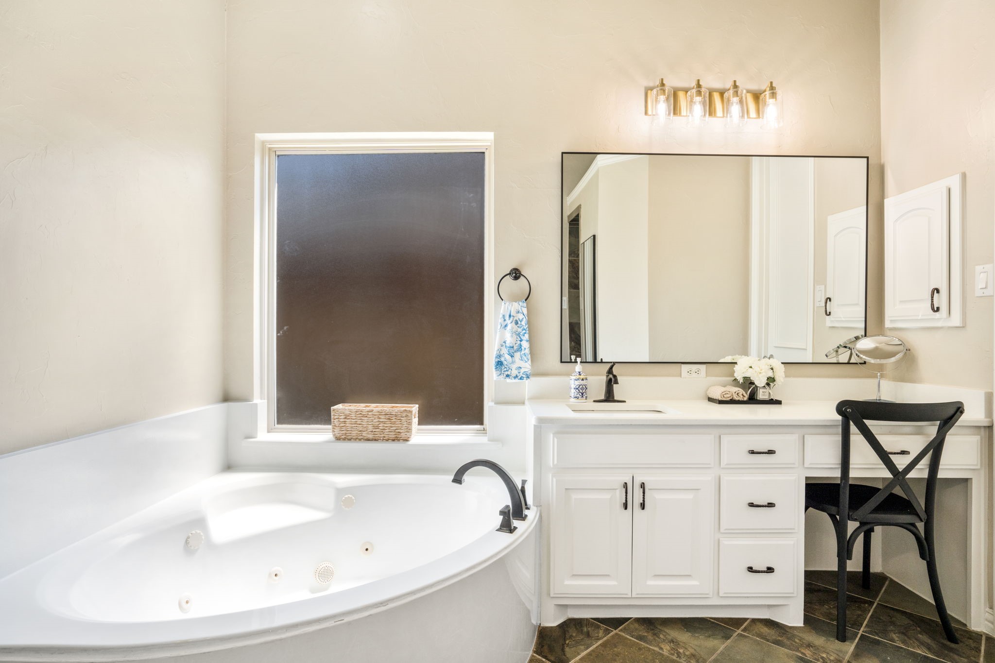 1888 Prairie Creek Trail