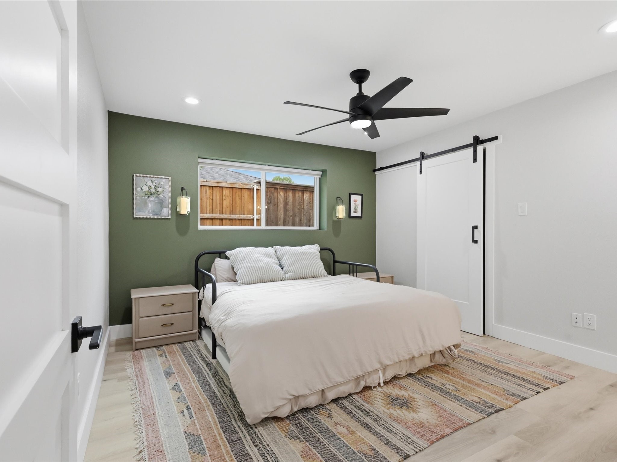 1317 Lark Lane