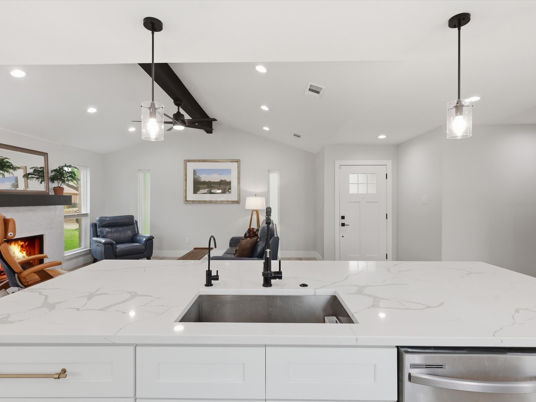 1317 Lark Lane