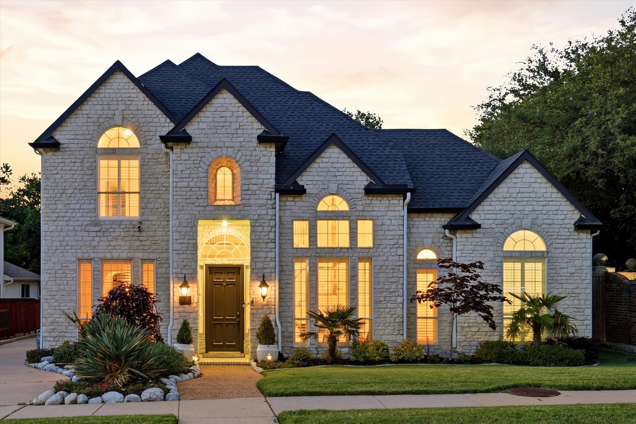6401 Bermuda Dunes Drive