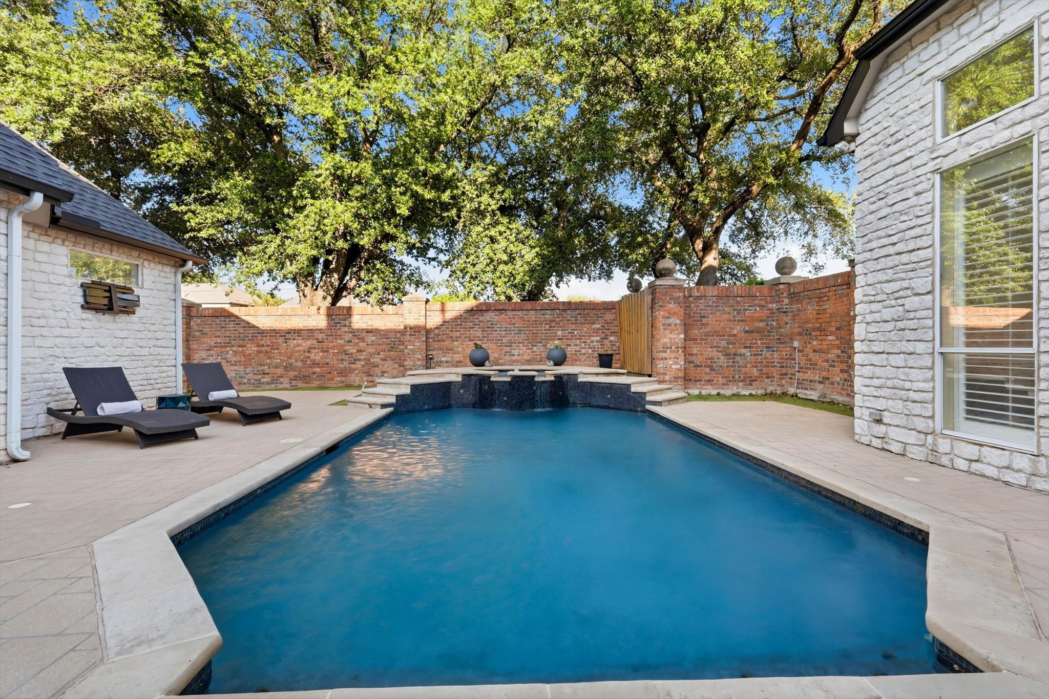 6401 Bermuda Dunes Drive