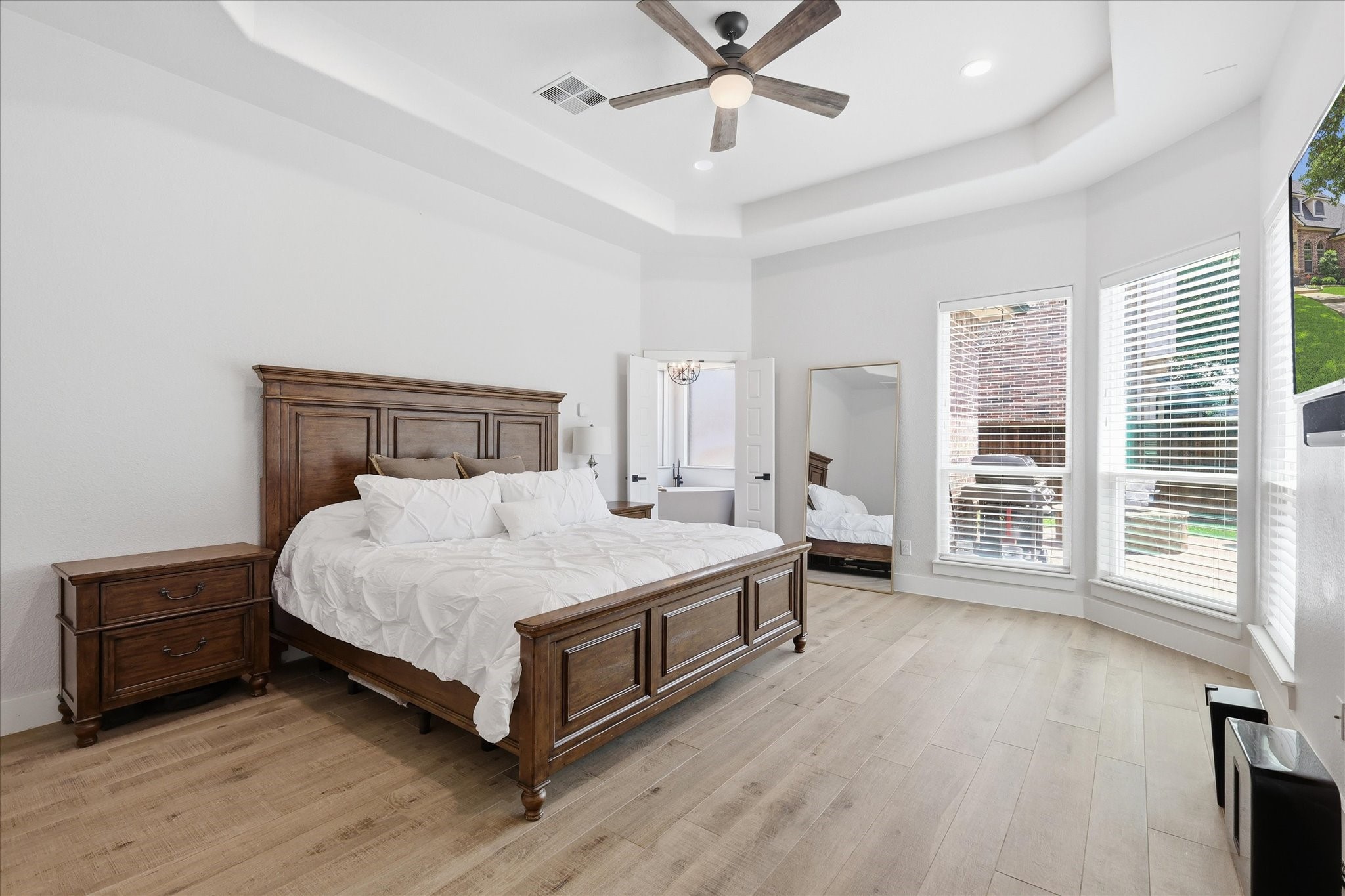 3408 Comanche Trail