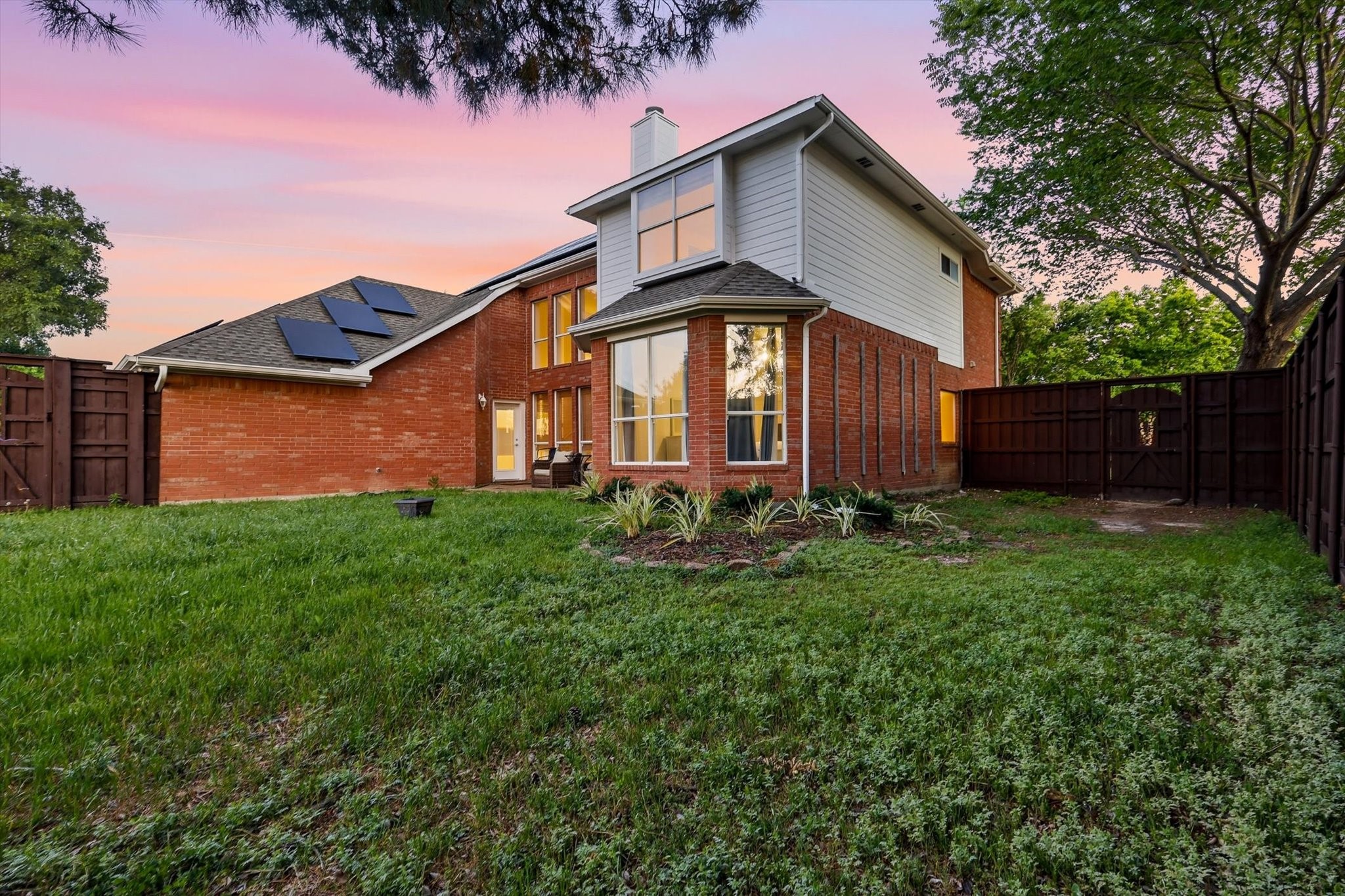 5401 Palace Drive