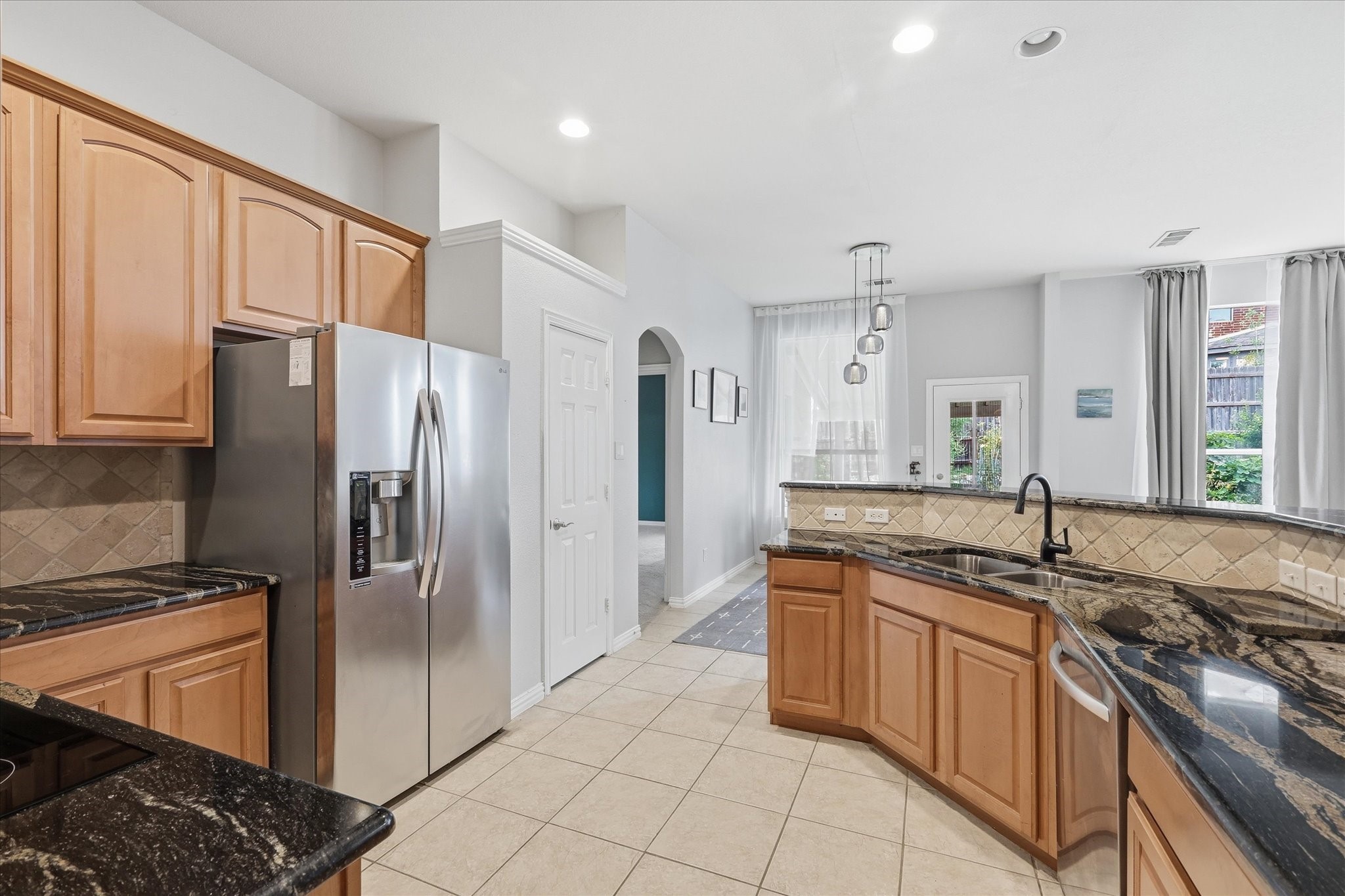 520 E Sandra Lane