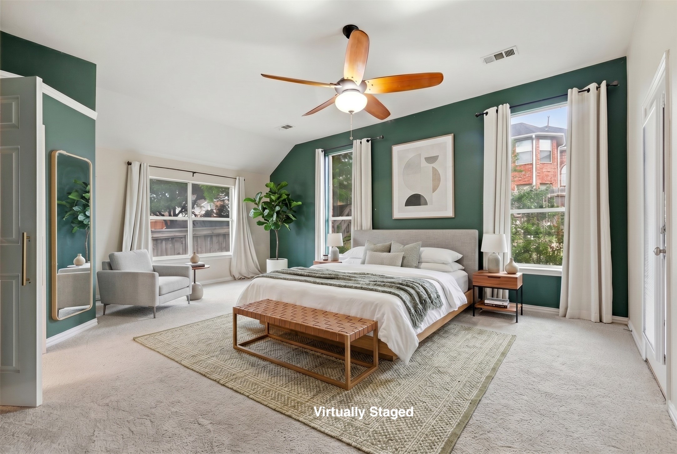 520 E Sandra Lane