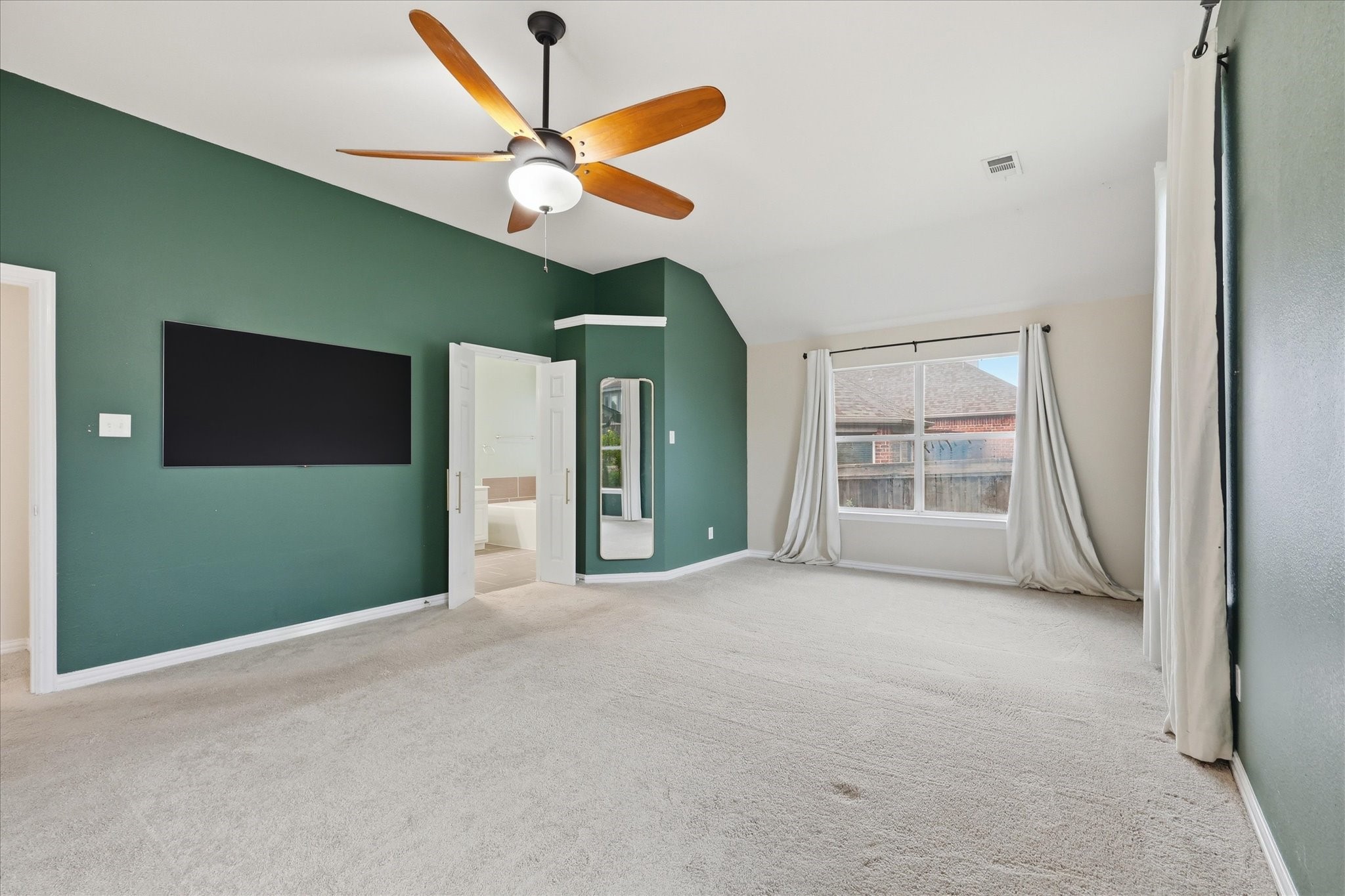 520 E Sandra Lane