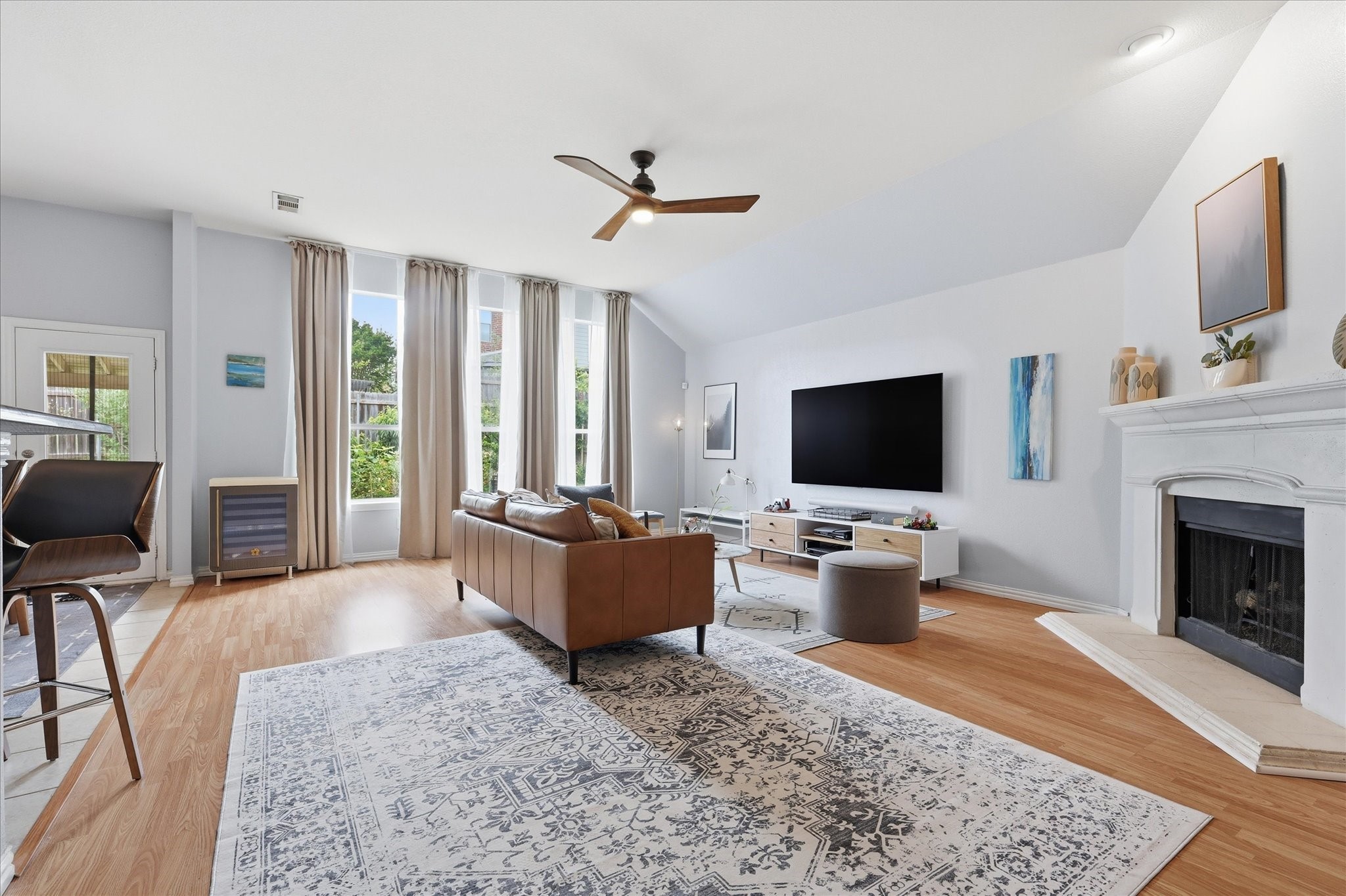 520 E Sandra Lane