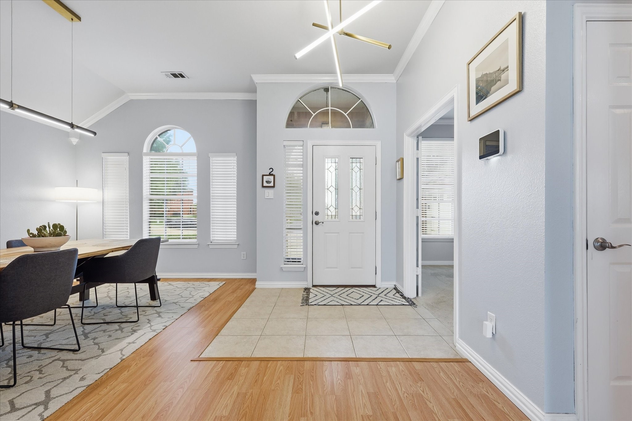 520 E Sandra Lane