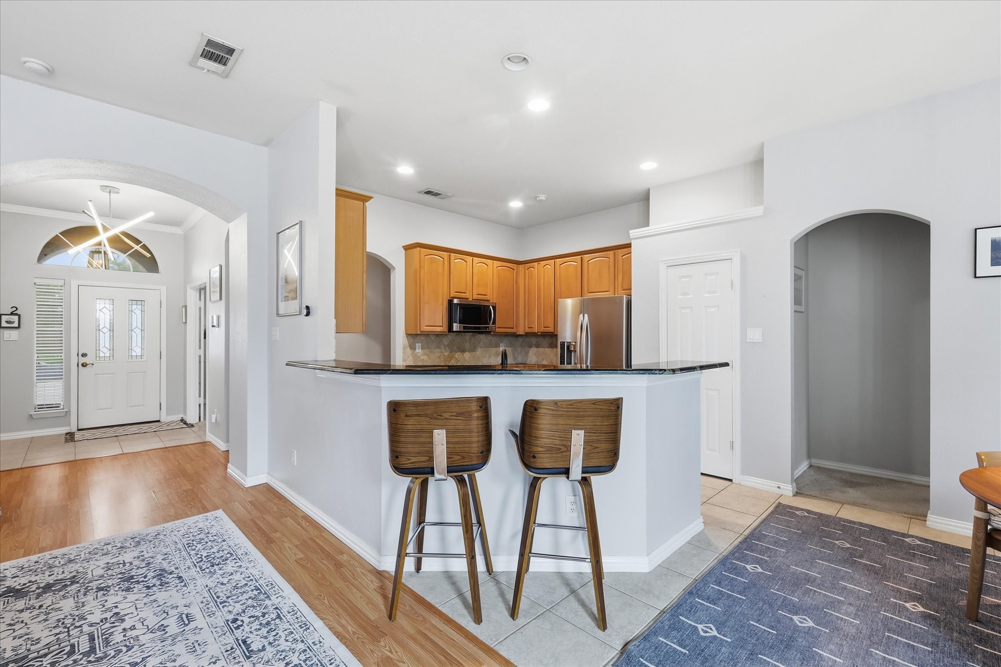 520 E Sandra Lane