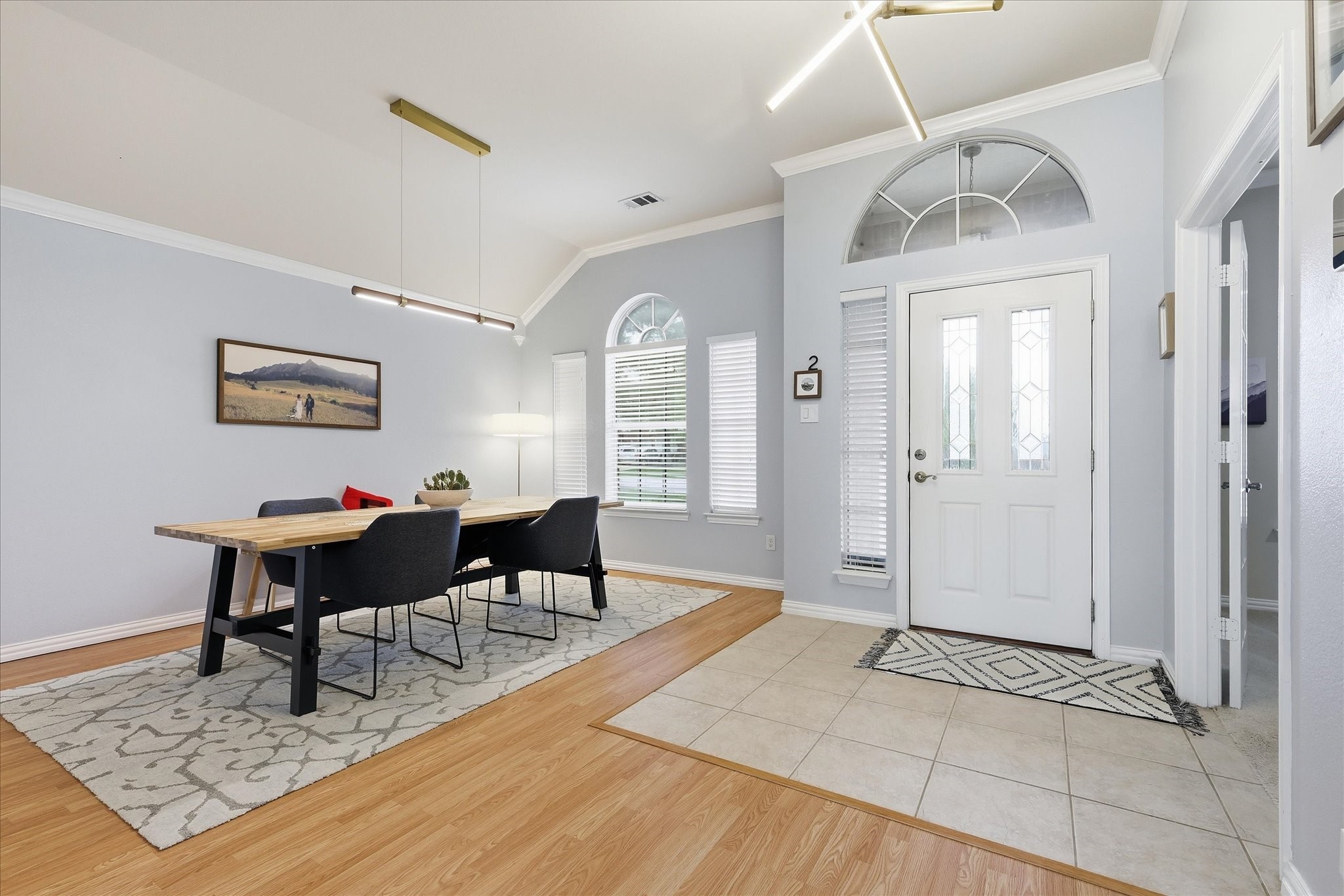 520 E Sandra Lane