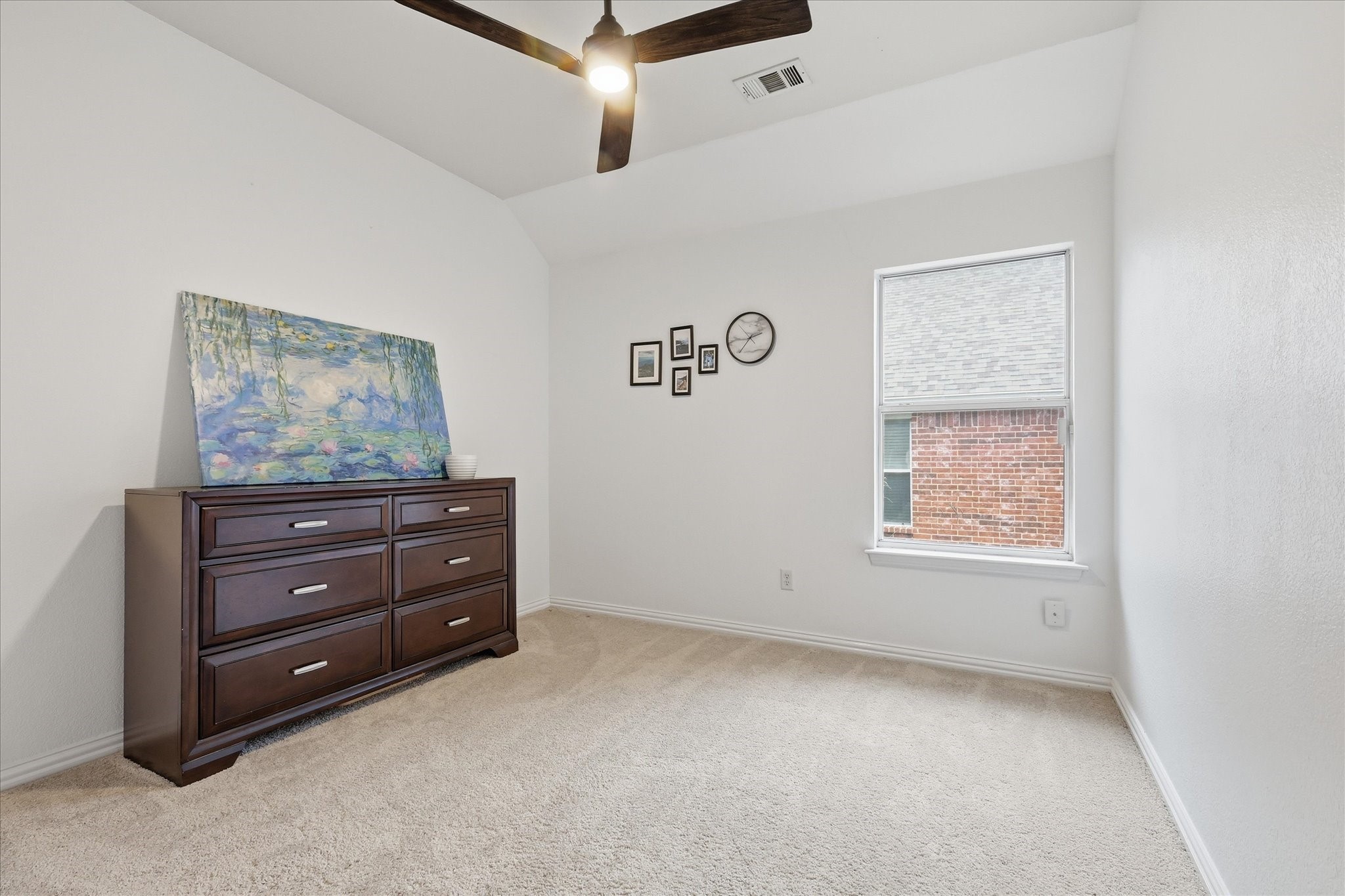 520 E Sandra Lane
