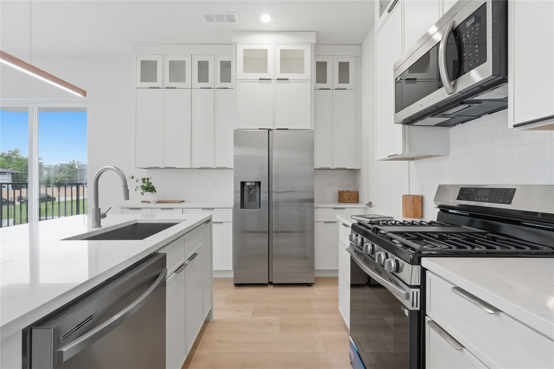 4315 San Jacinto Street 101