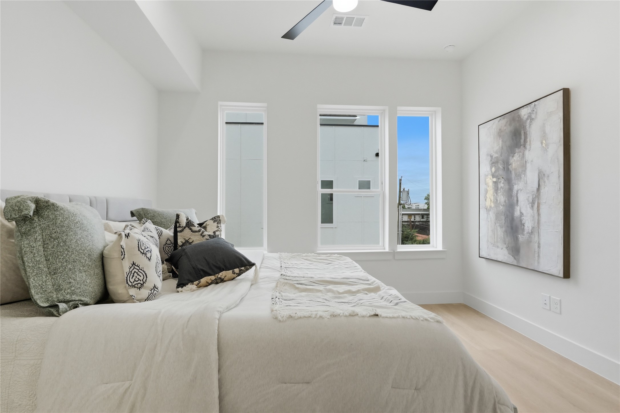 4315 San Jacinto Street 101