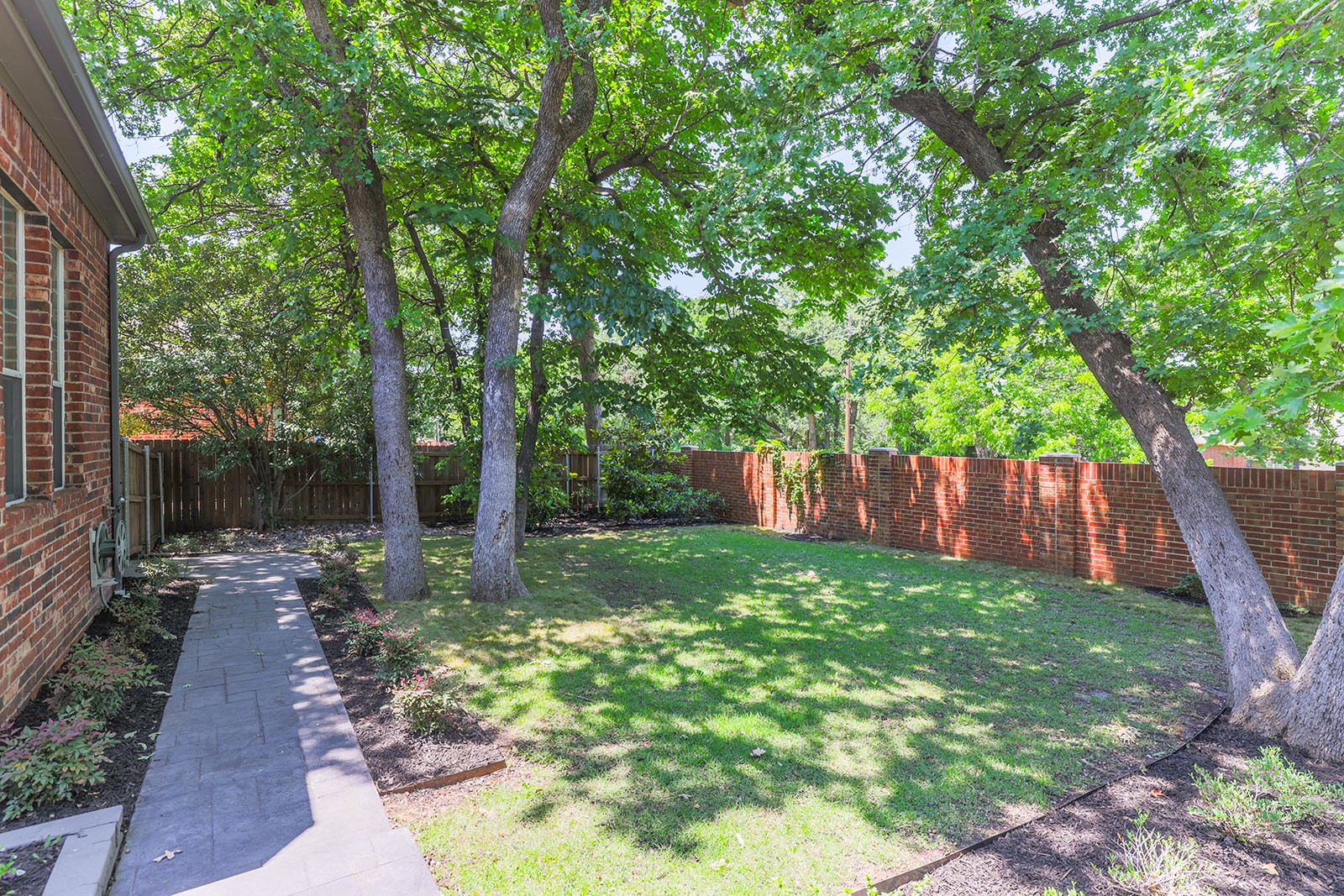5517 Yellow Birch Drive