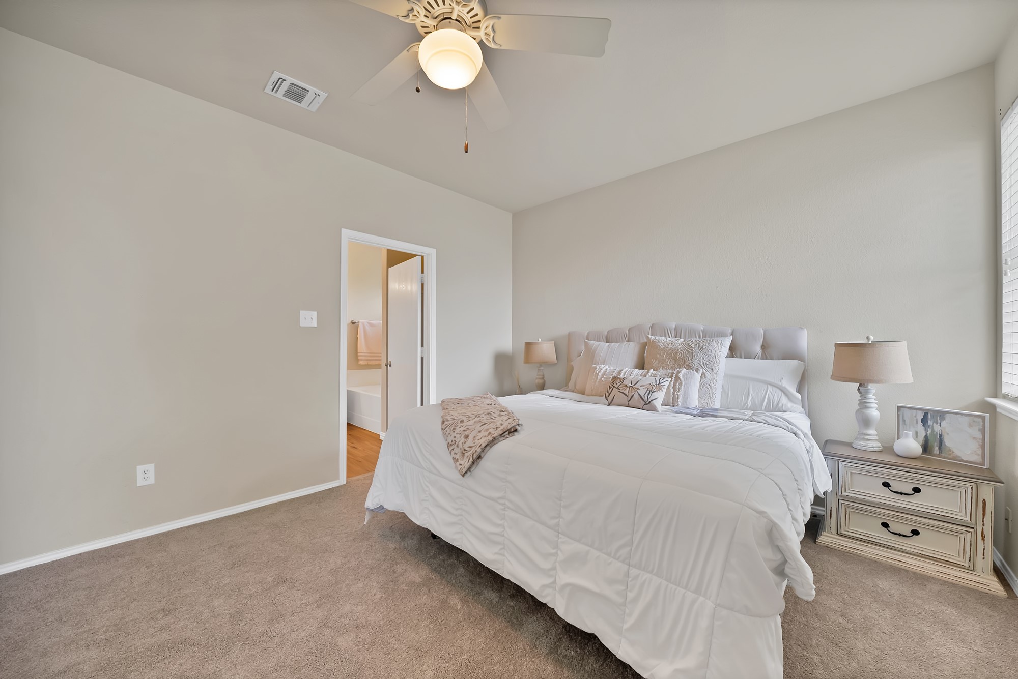 2725 Ensenada Lane
