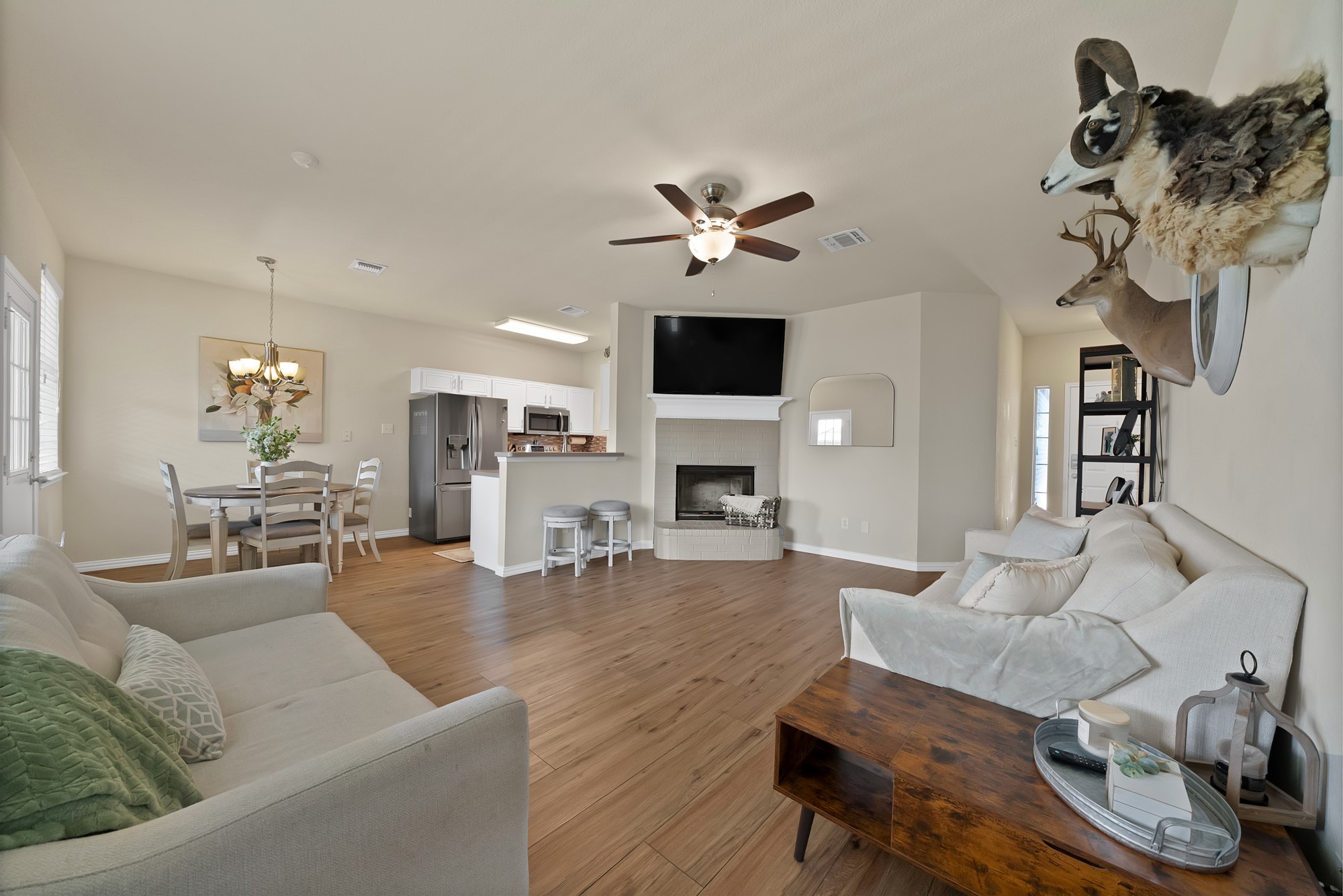 2725 Ensenada Lane