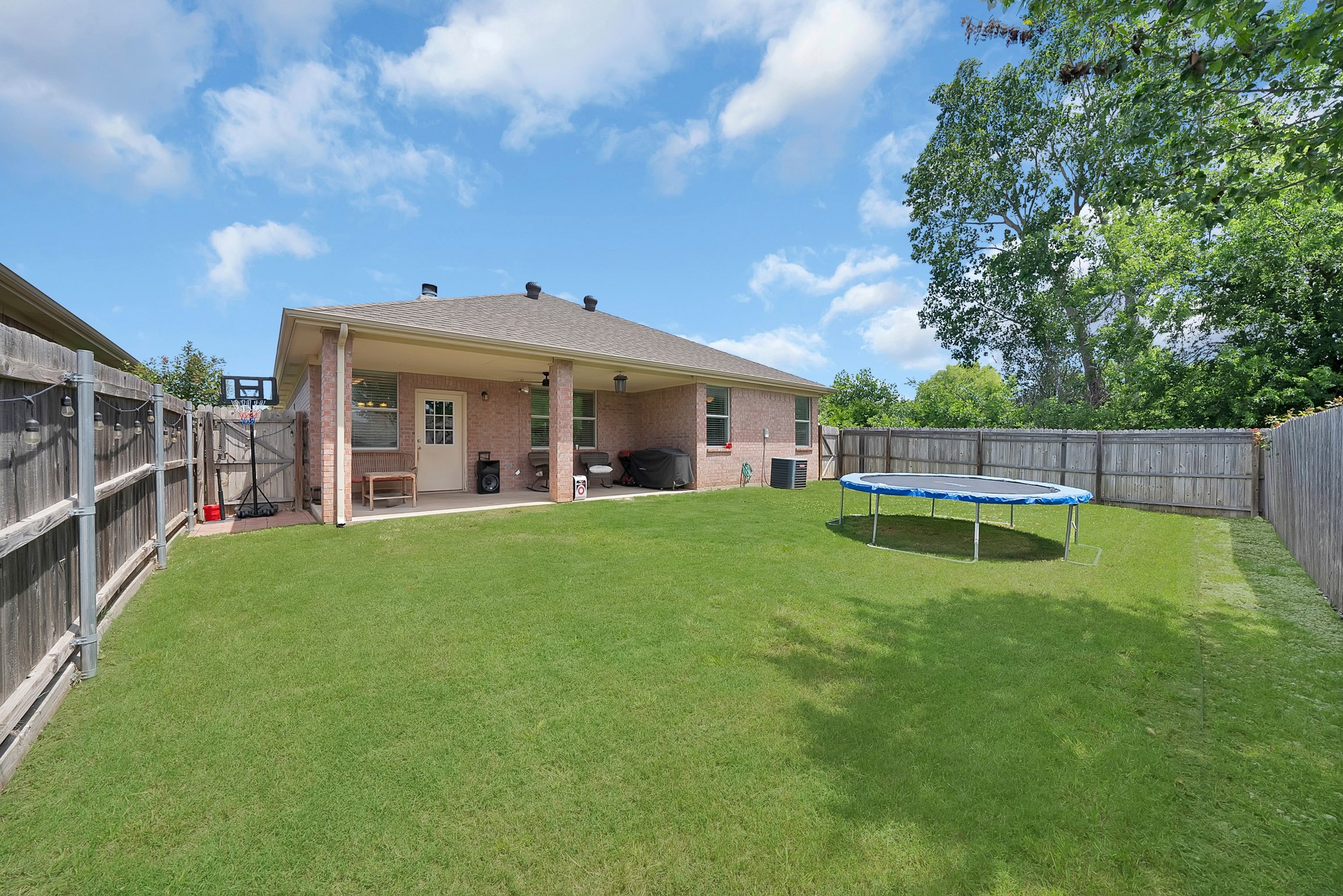 2725 Ensenada Lane
