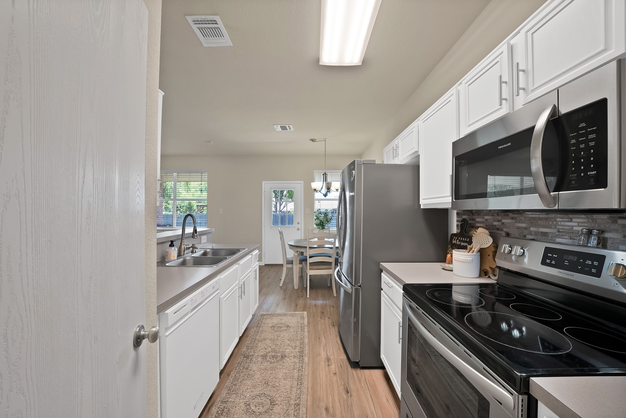 2725 Ensenada Lane