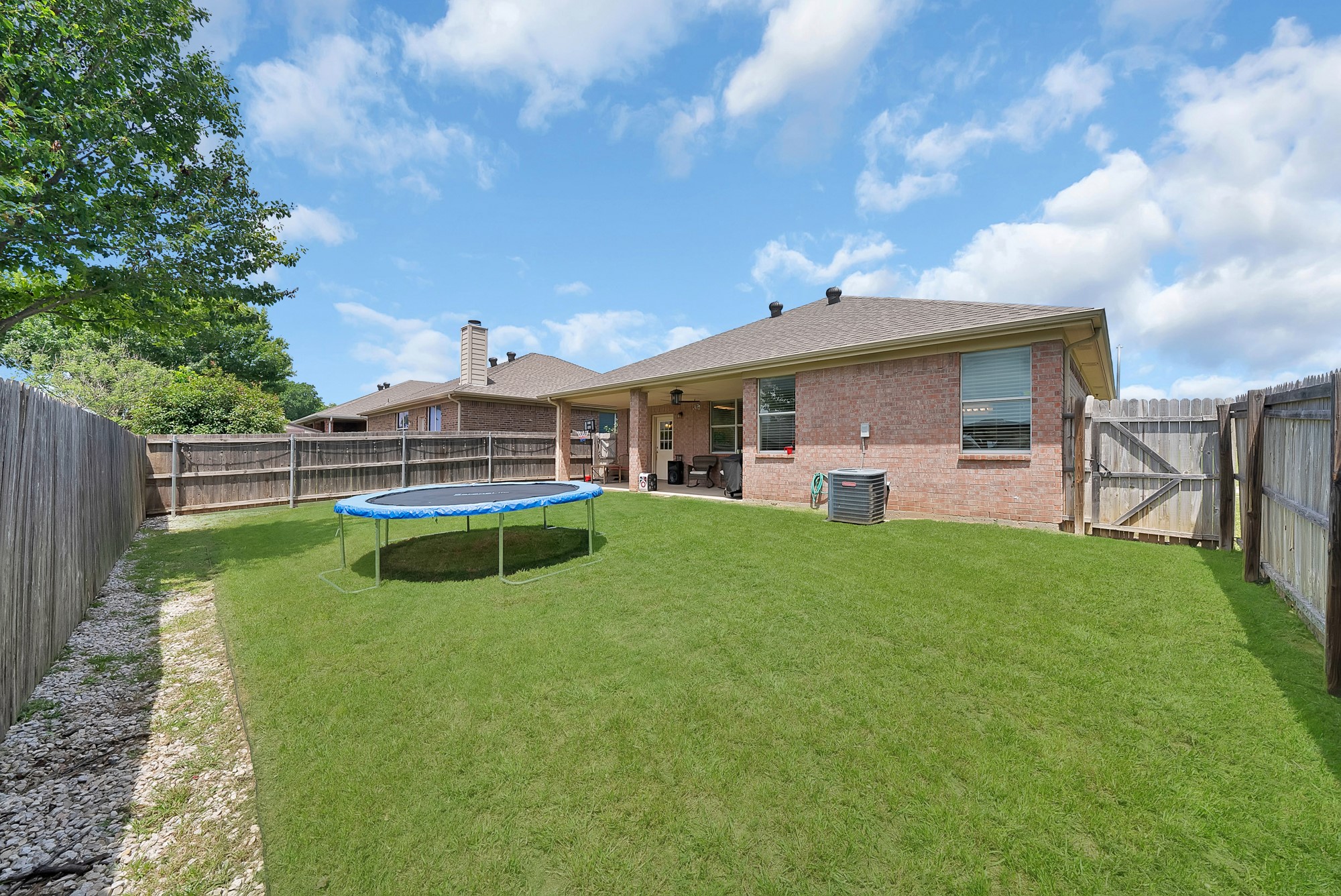2725 Ensenada Lane