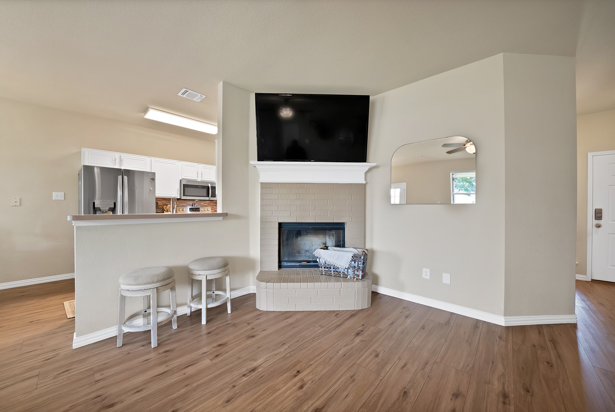 2725 Ensenada Lane