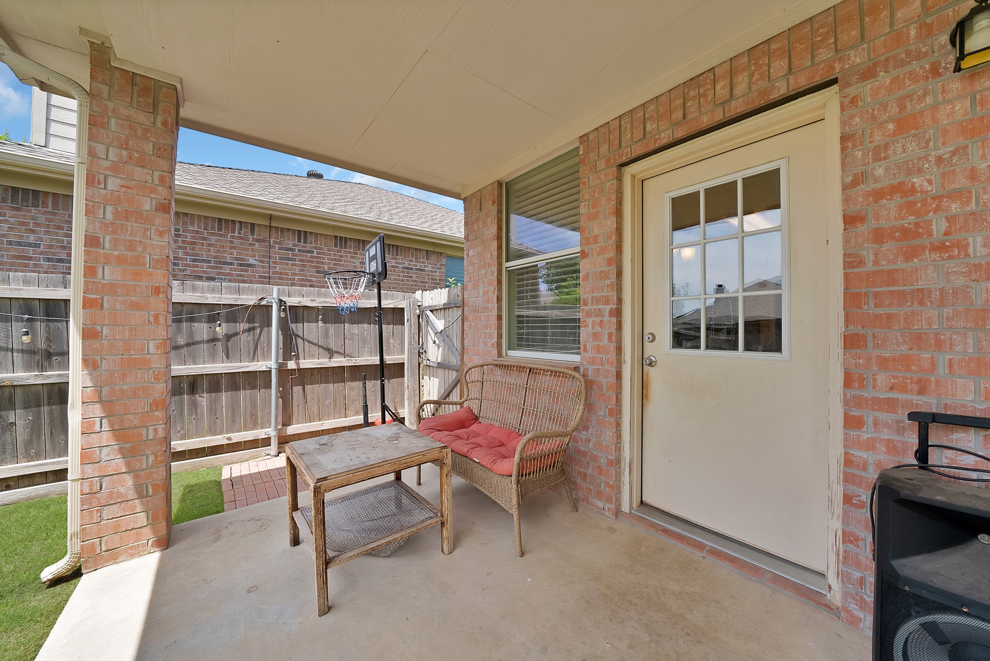 2725 Ensenada Lane