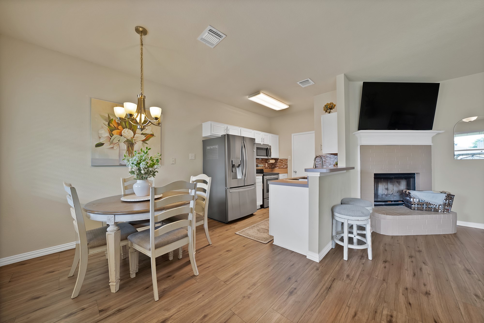 2725 Ensenada Lane