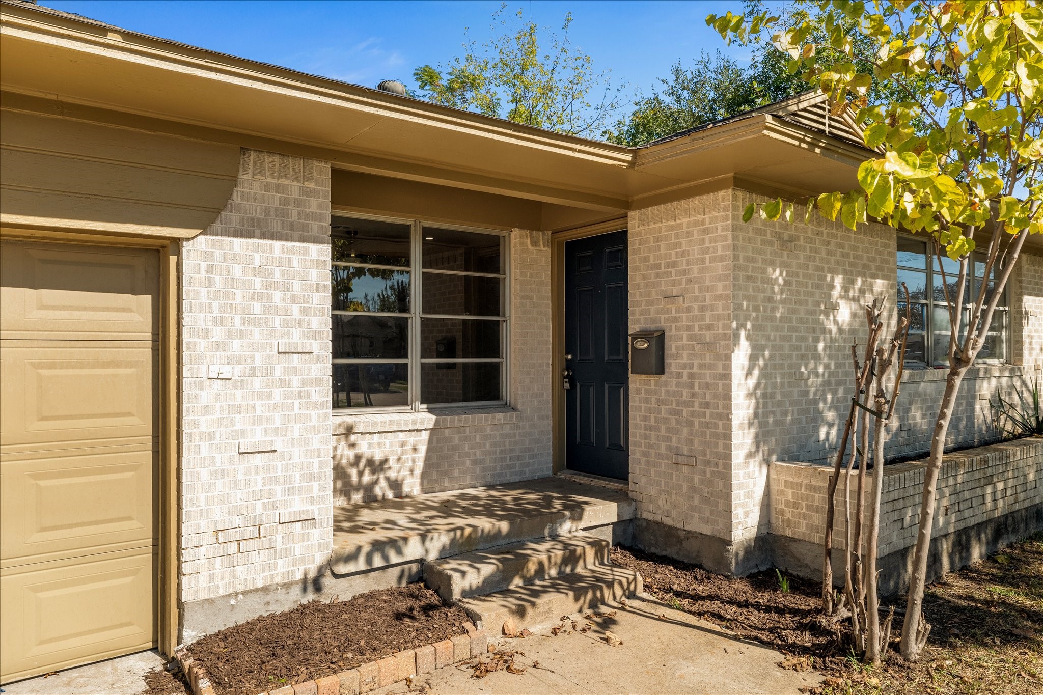 2243 Larry Drive