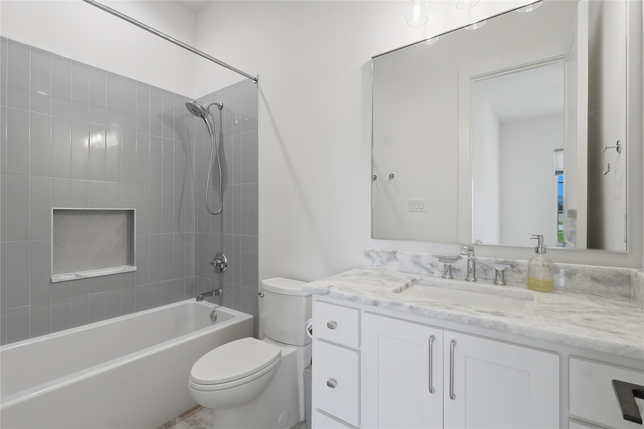 4411 Tea Olive Trail