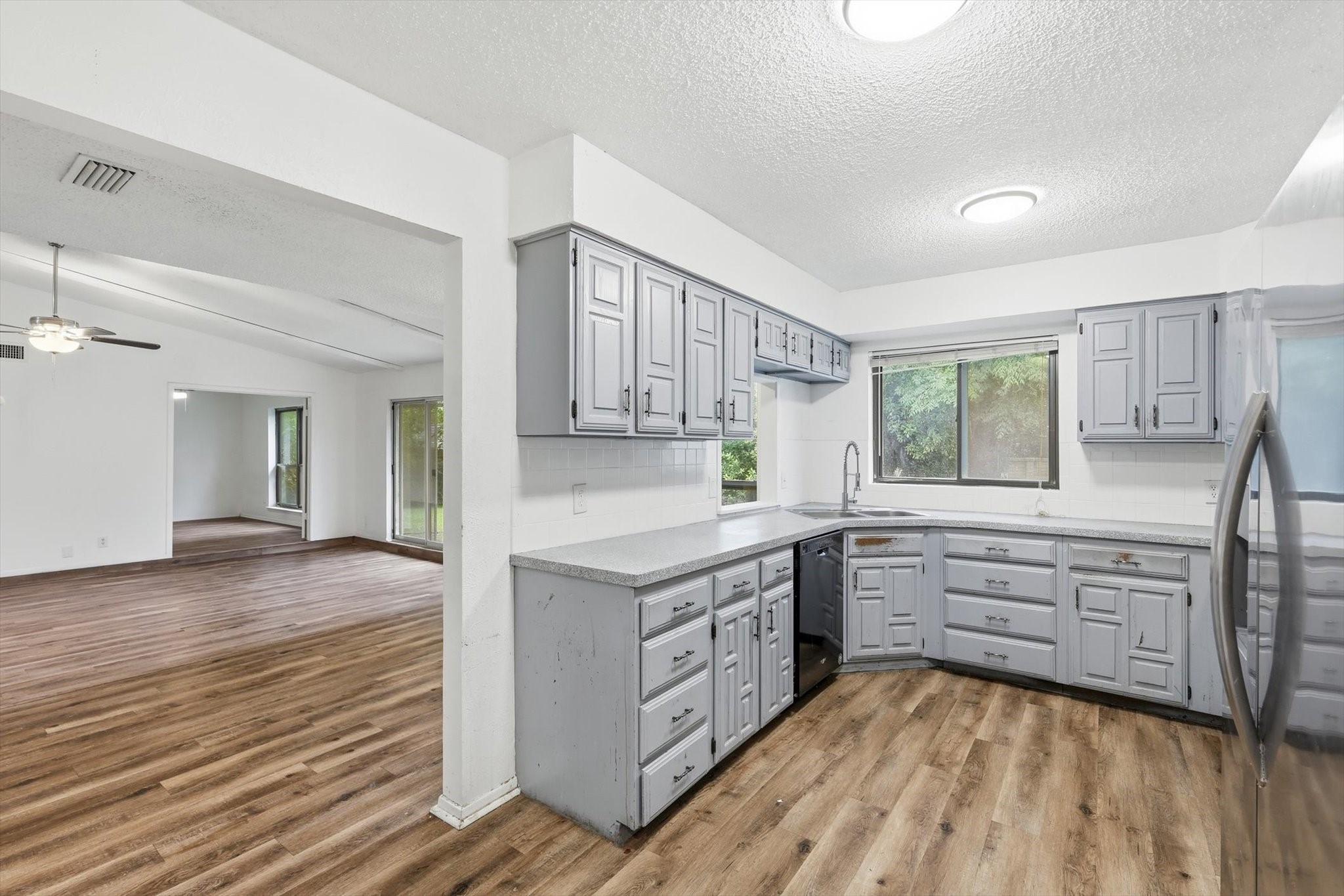 3914 Willowood Lane