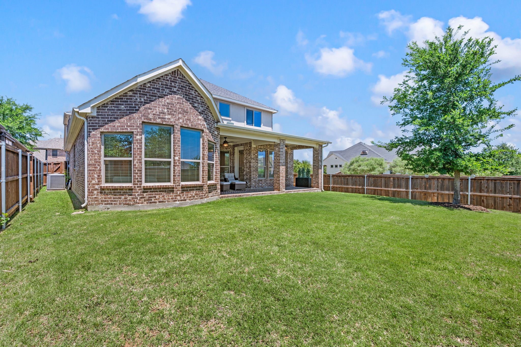 216 Village Creek Drive