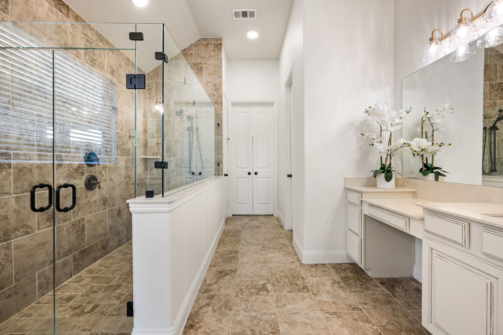 216 Village Creek Drive