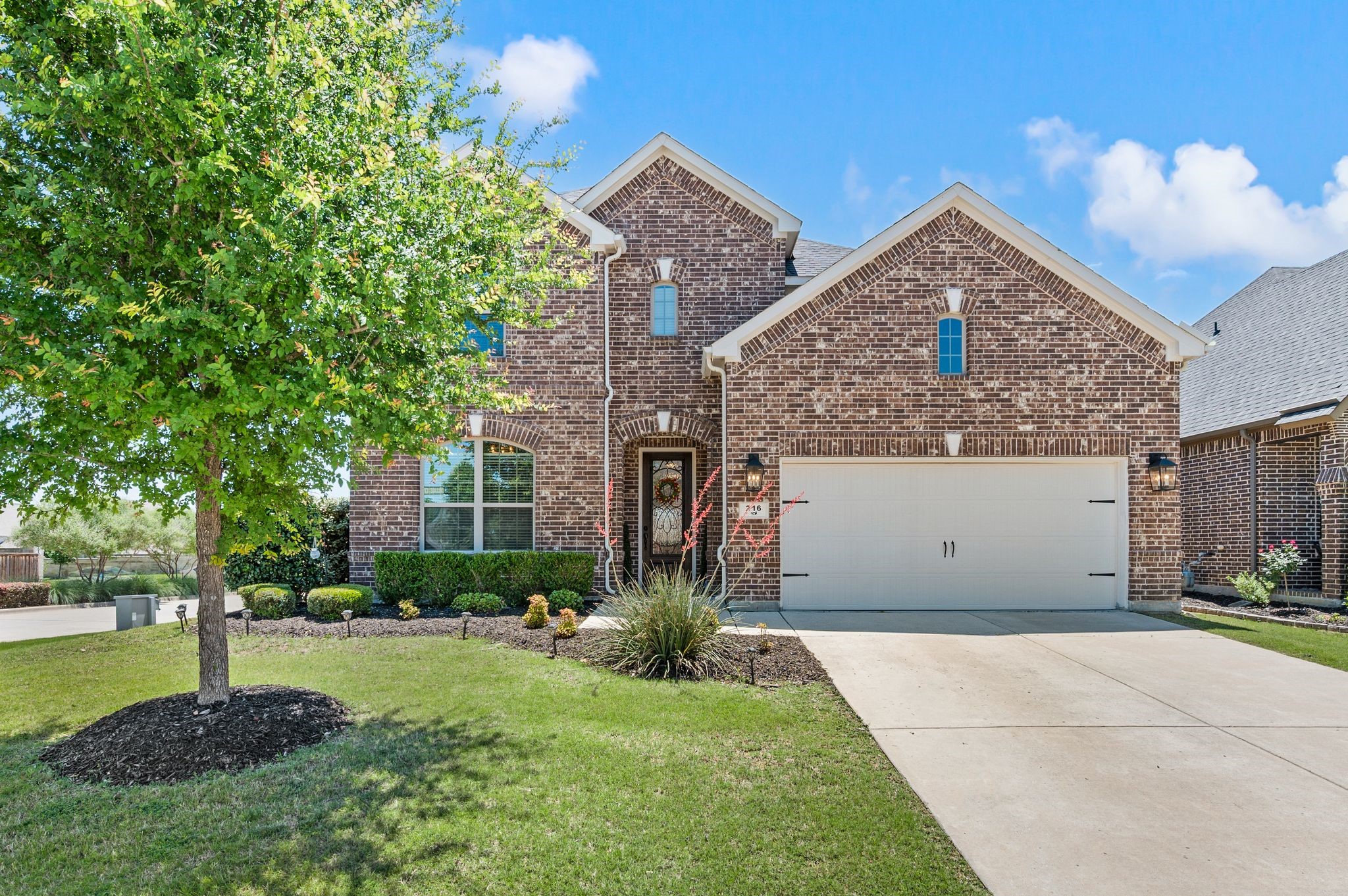 216 Village Creek Drive
