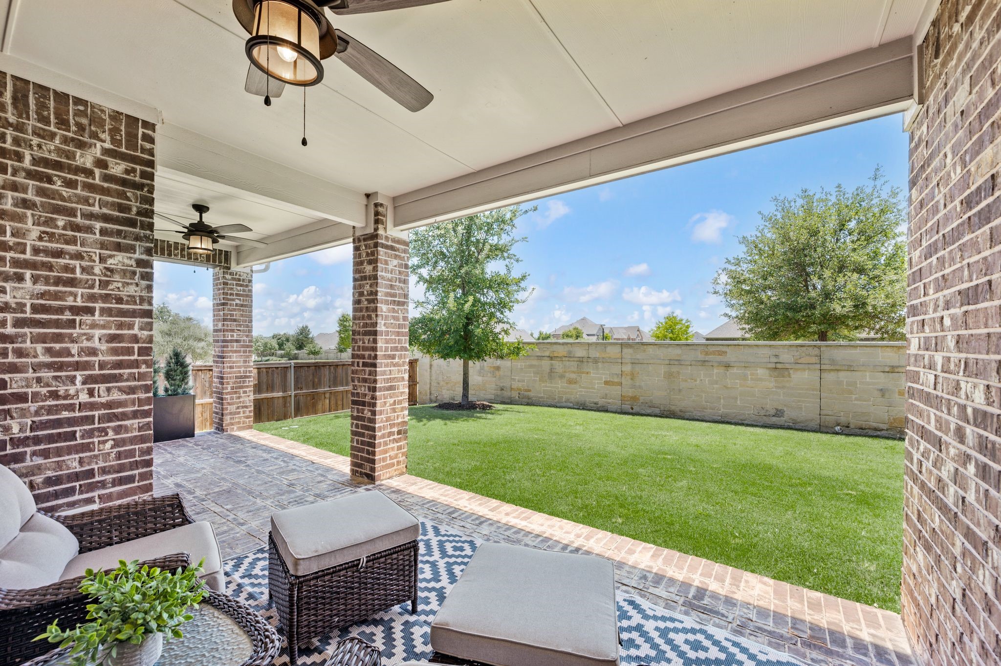216 Village Creek Drive