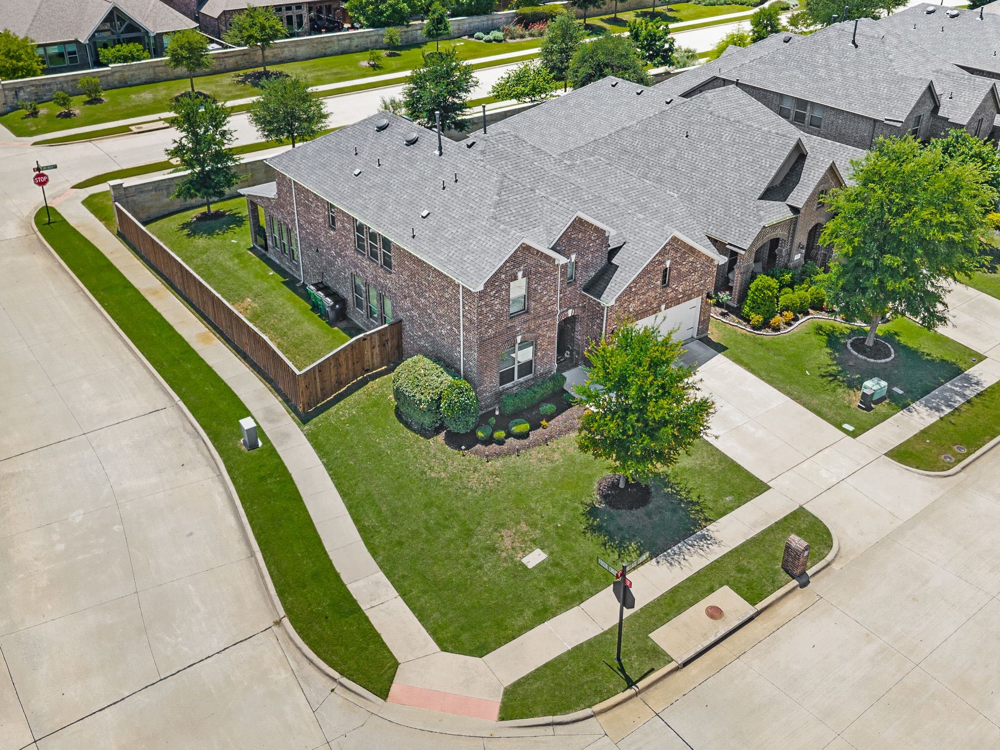 216 Village Creek Drive