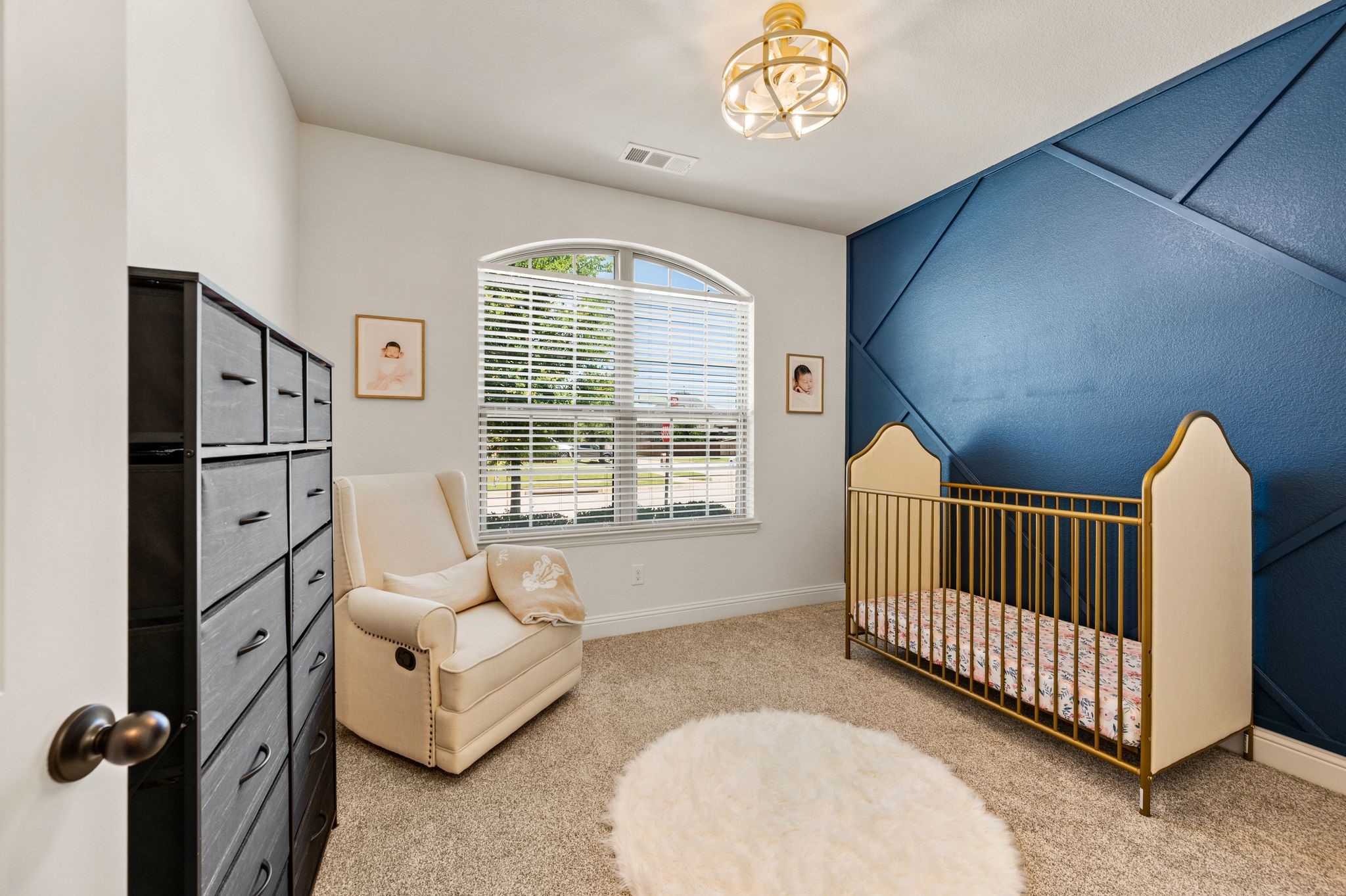 216 Village Creek Drive
