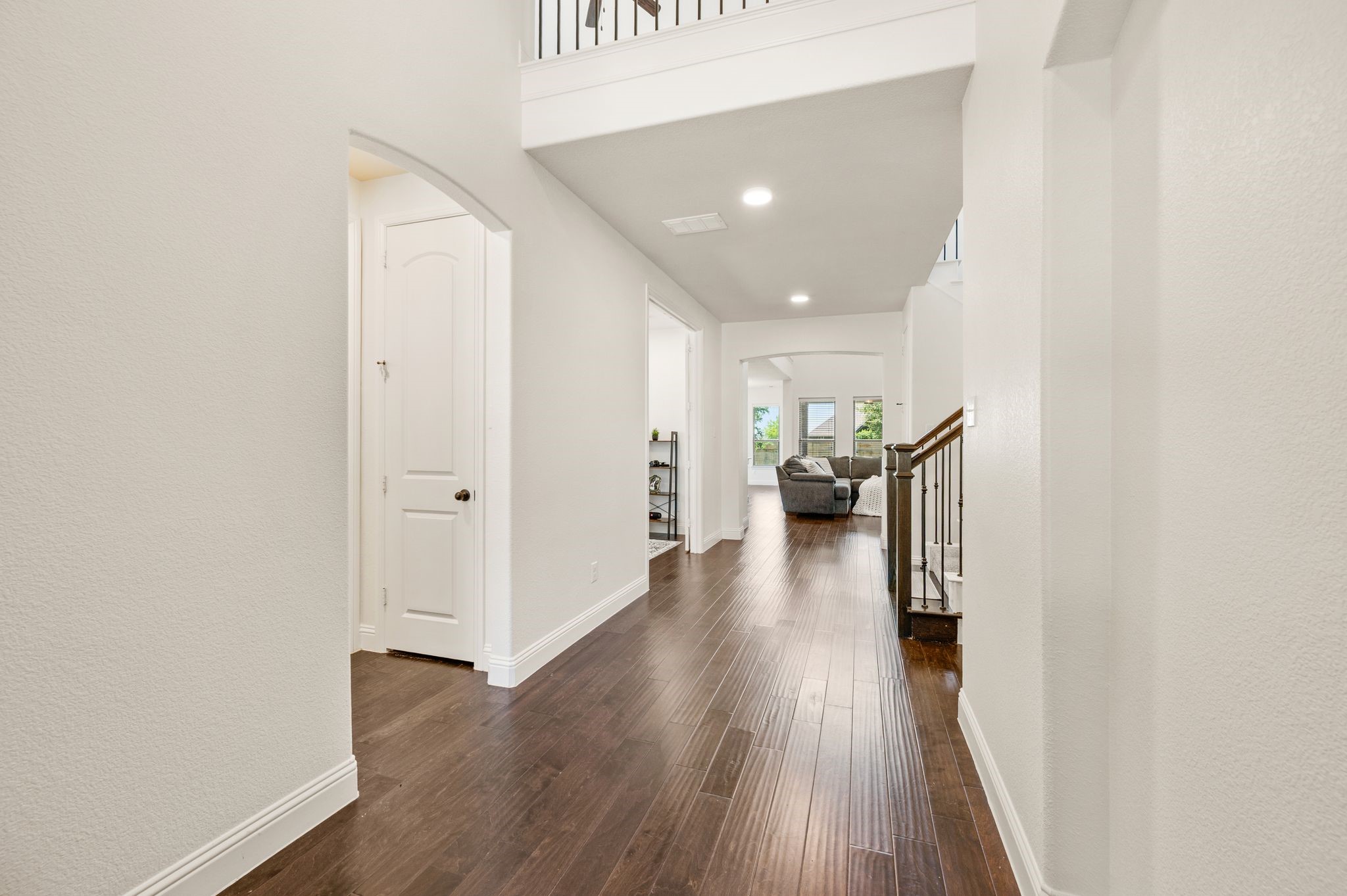 216 Village Creek Drive